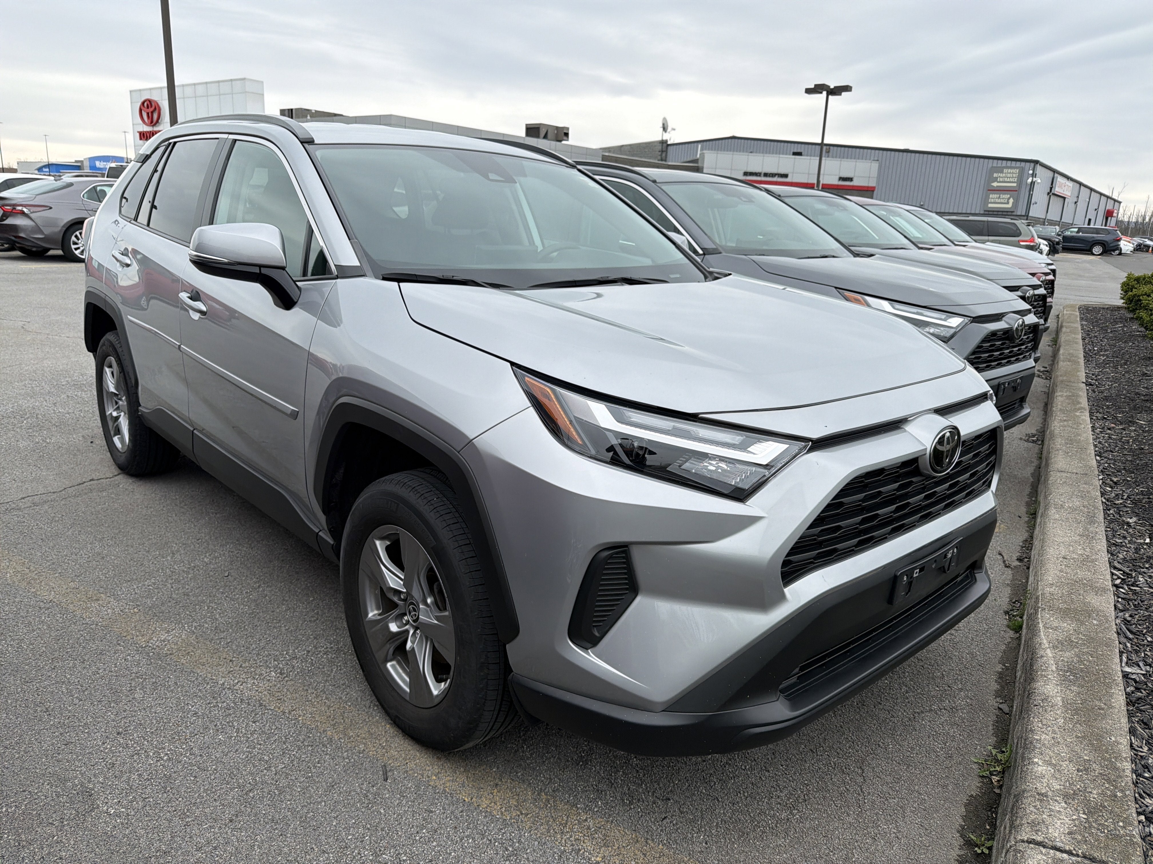 2023 Toyota RAV4 XLE