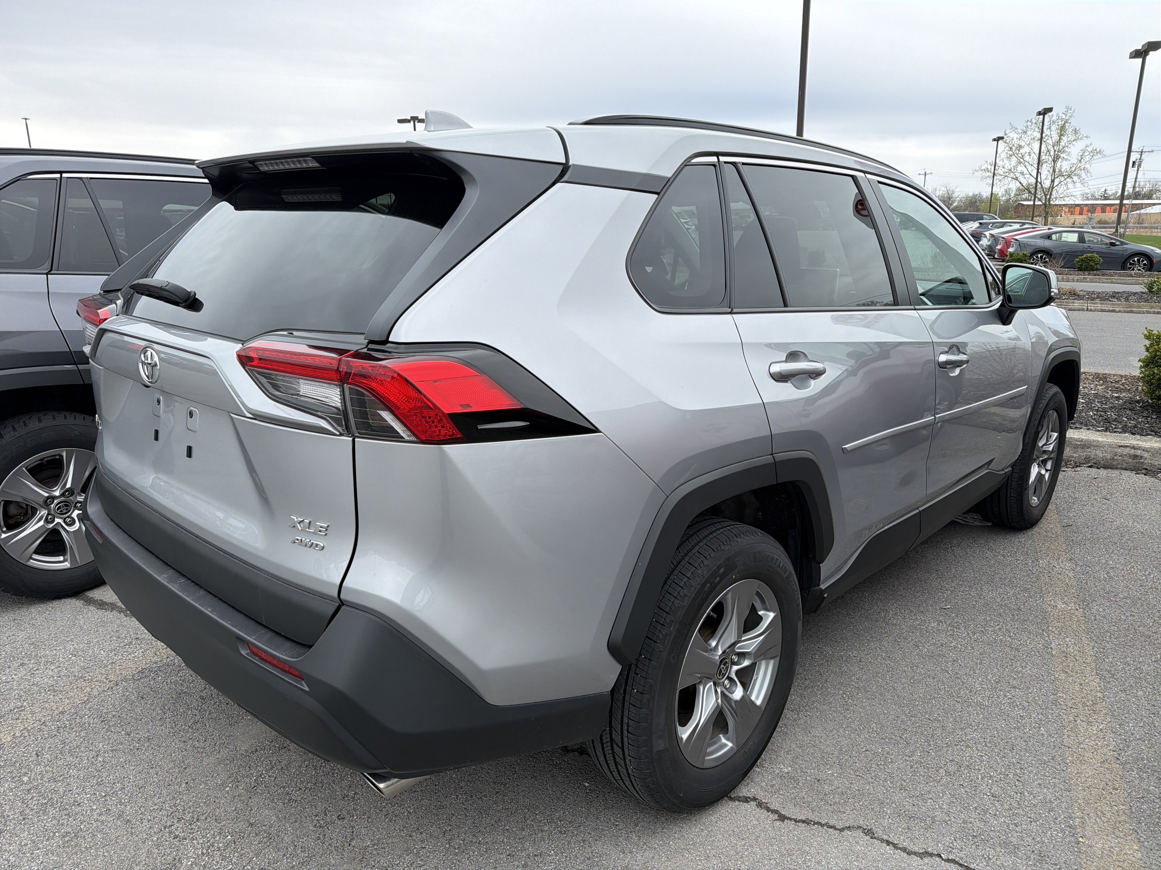2023 Toyota RAV4 XLE