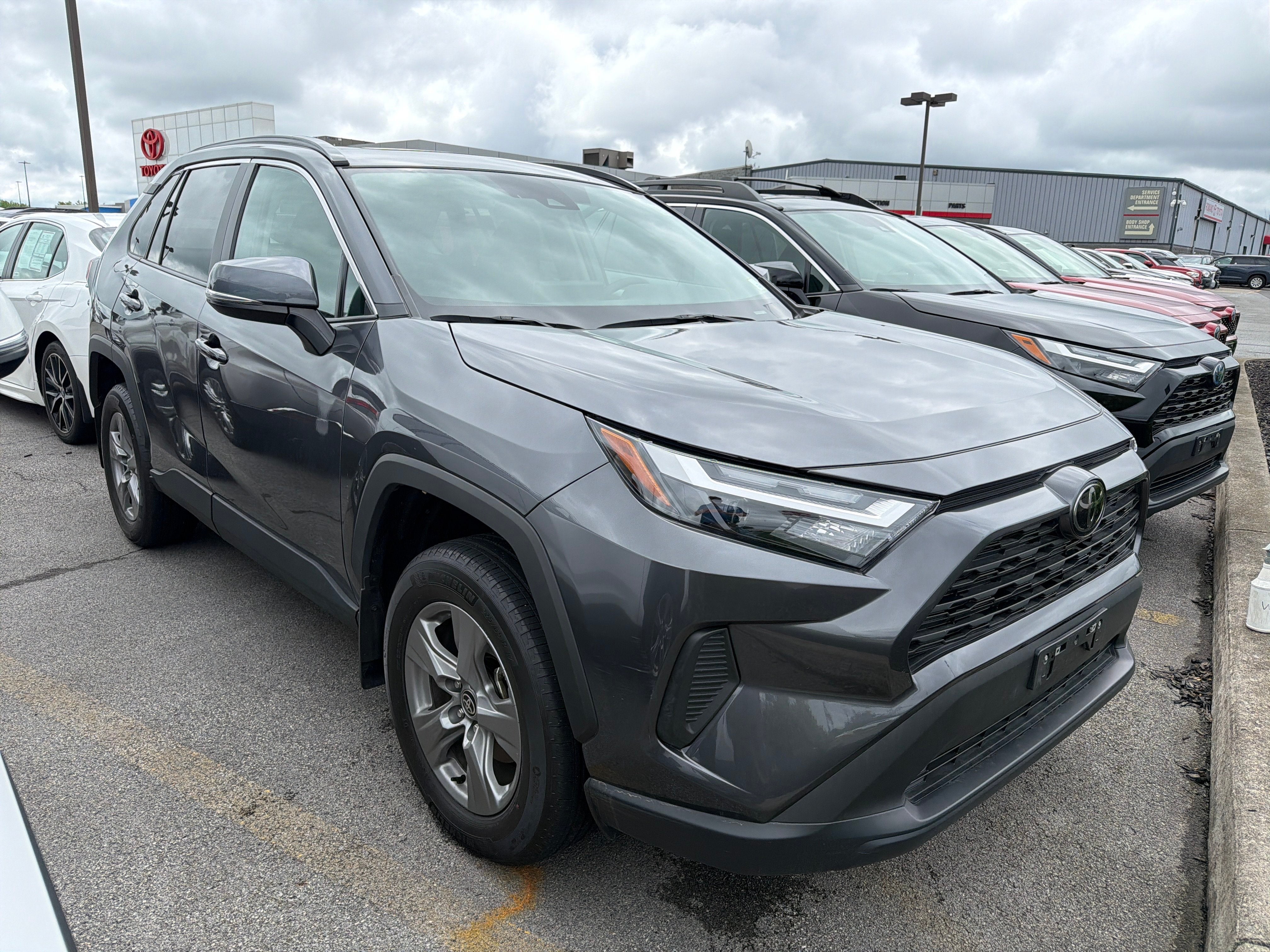 2024 Toyota RAV4 XLE