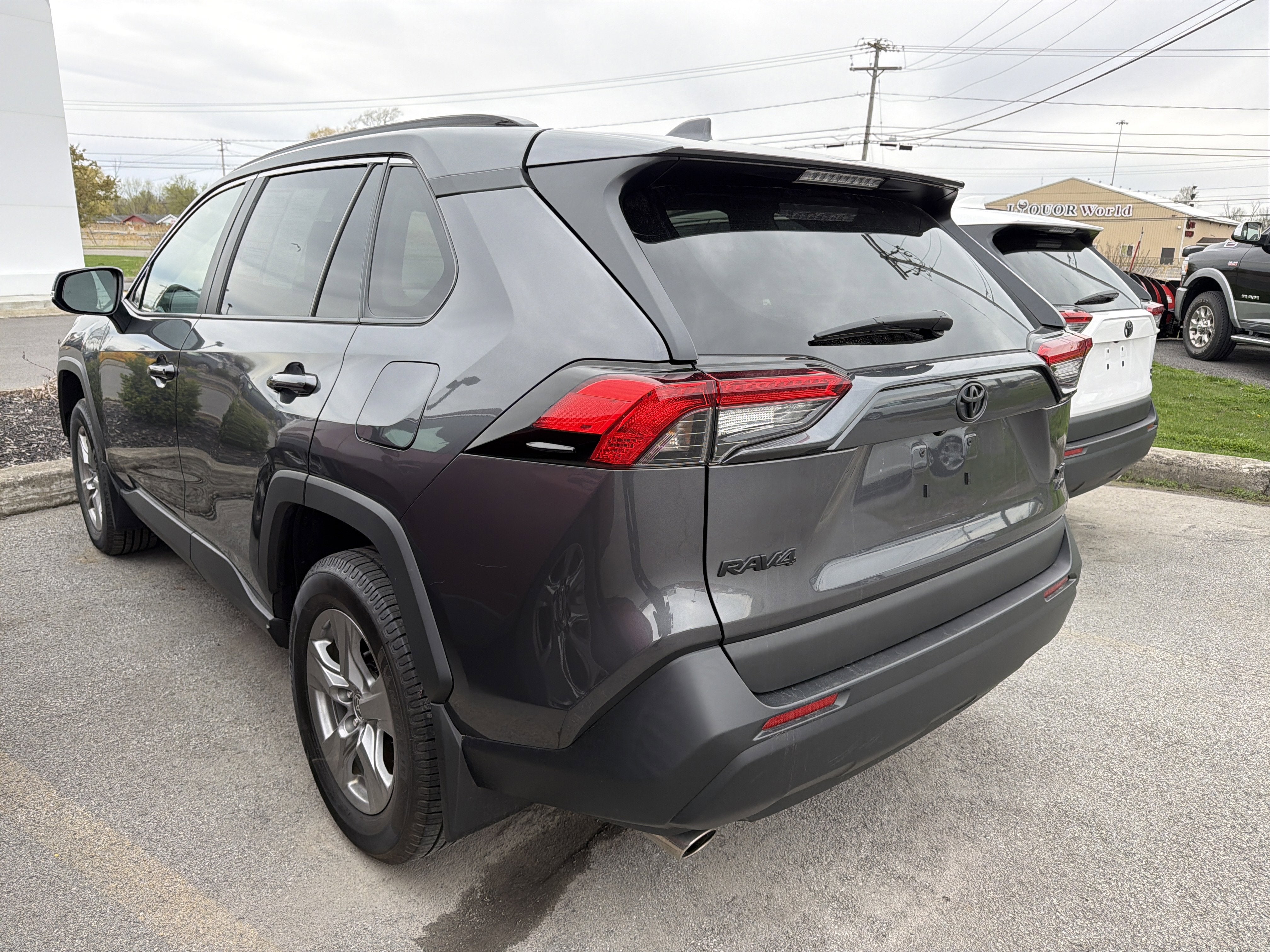 2023 Toyota RAV4 XLE