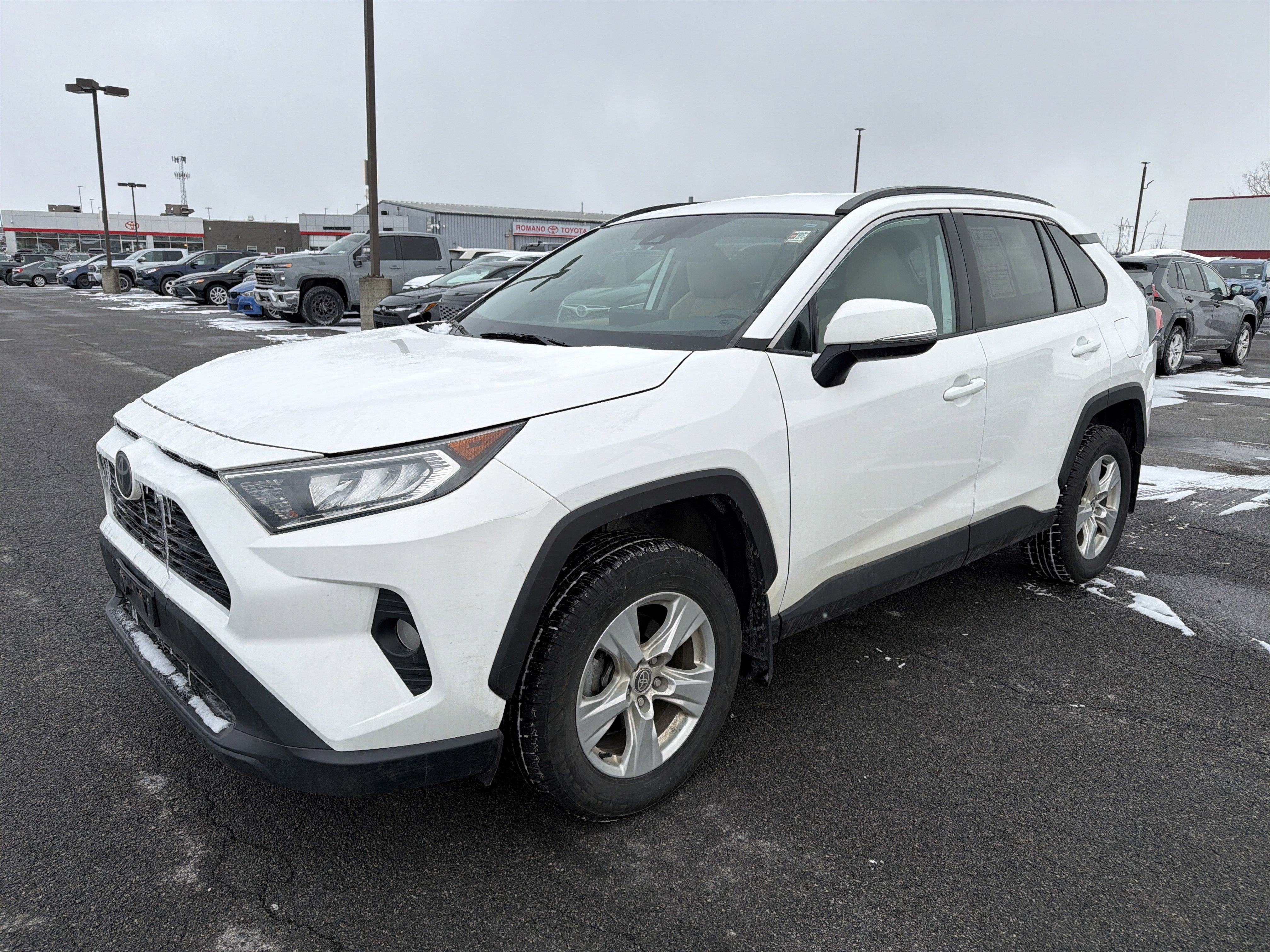 2021 Toyota RAV4 XLE