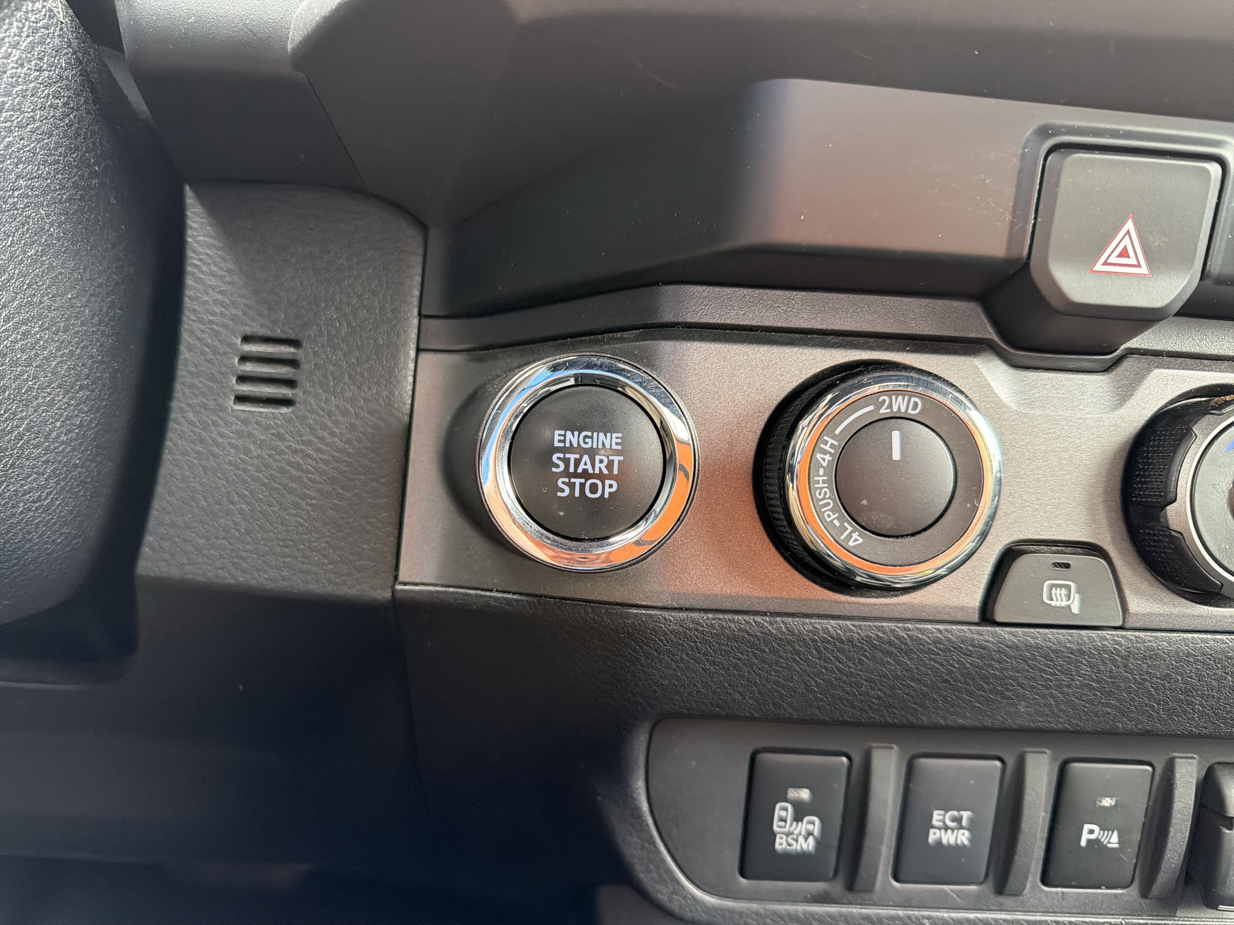 2023 Toyota Tacoma 4WD TRD Off Road