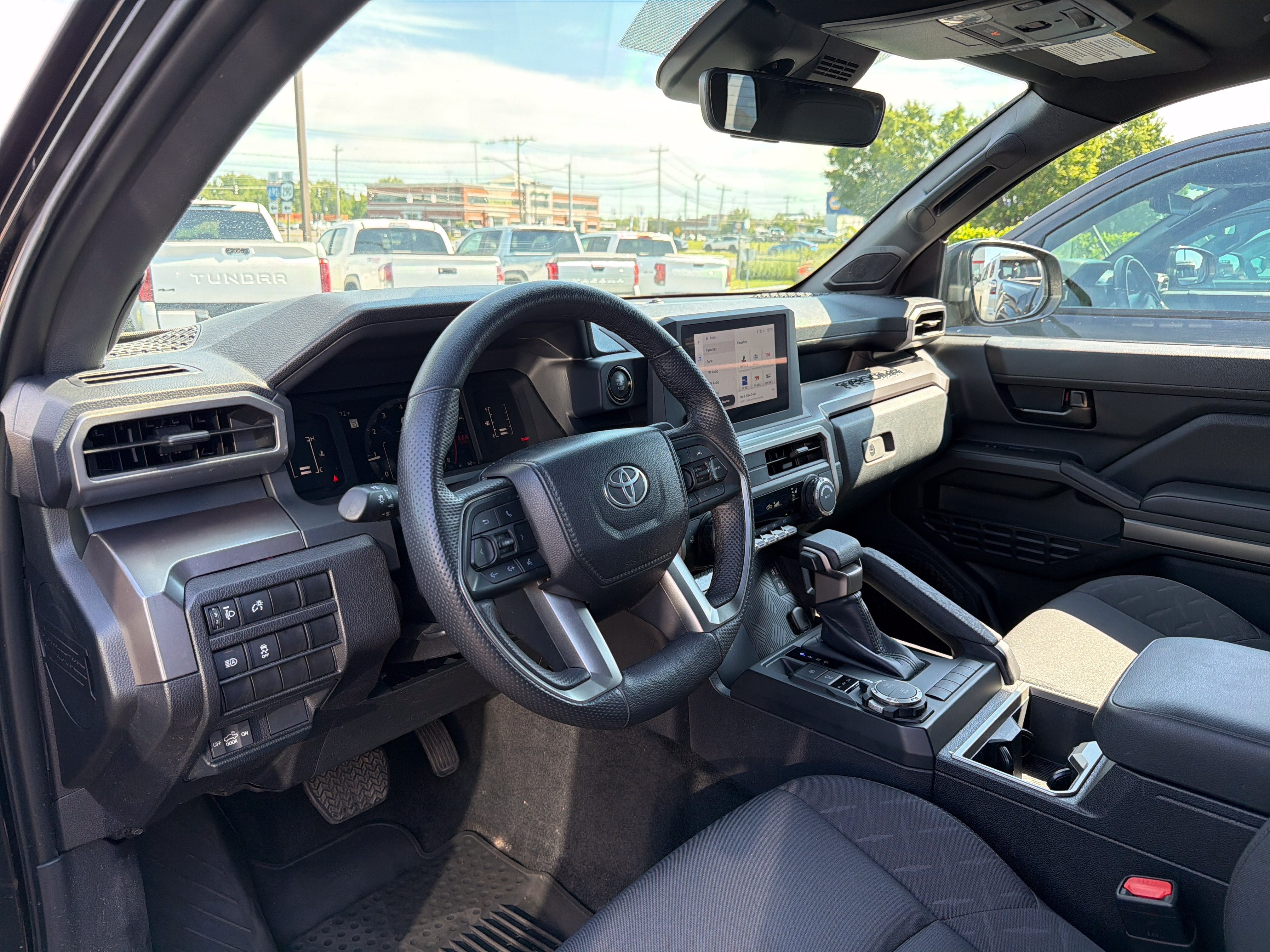 2024 Toyota Tacoma 4WD SR5