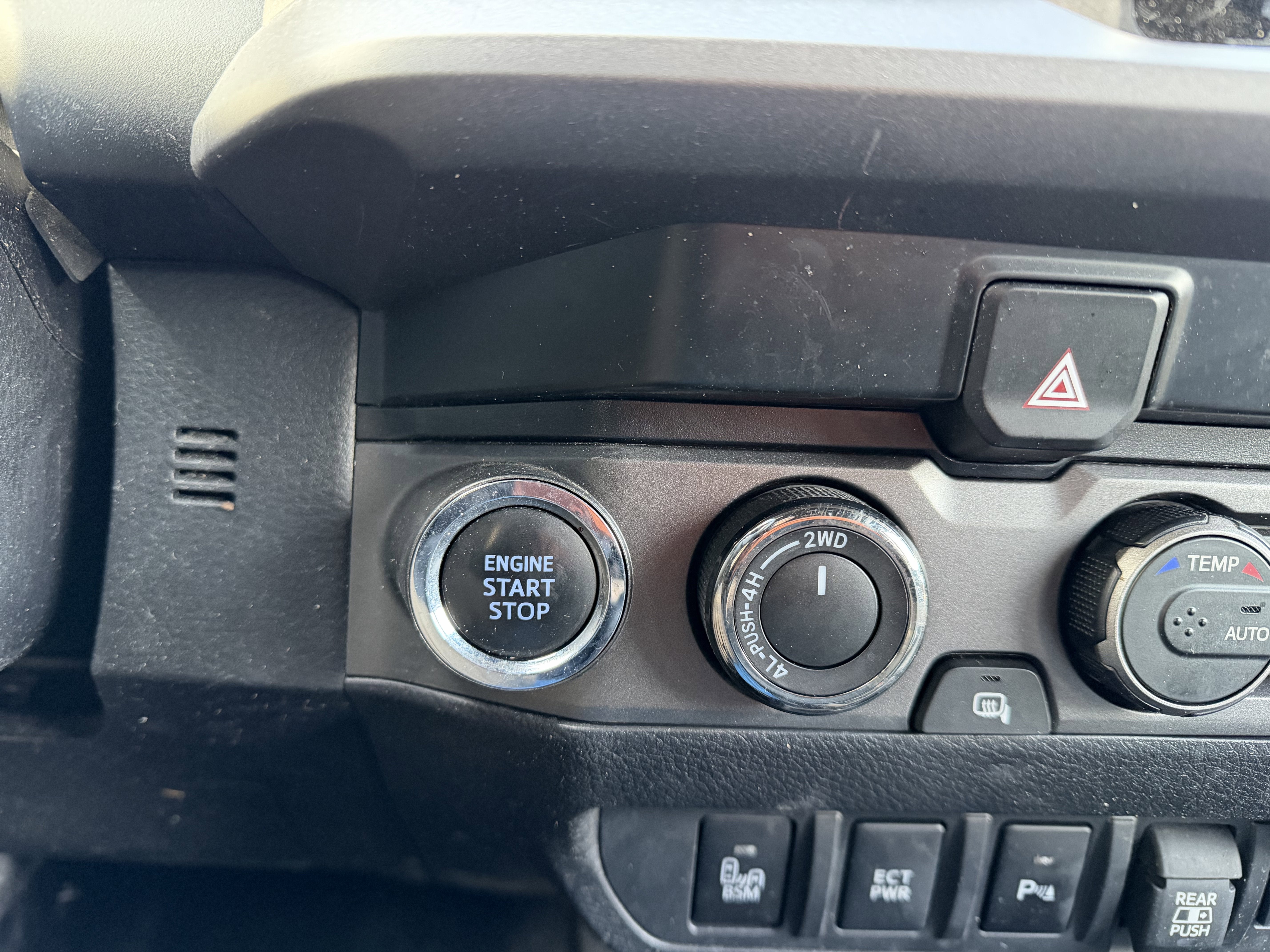 2022 Toyota Tacoma 4WD TRD Sport