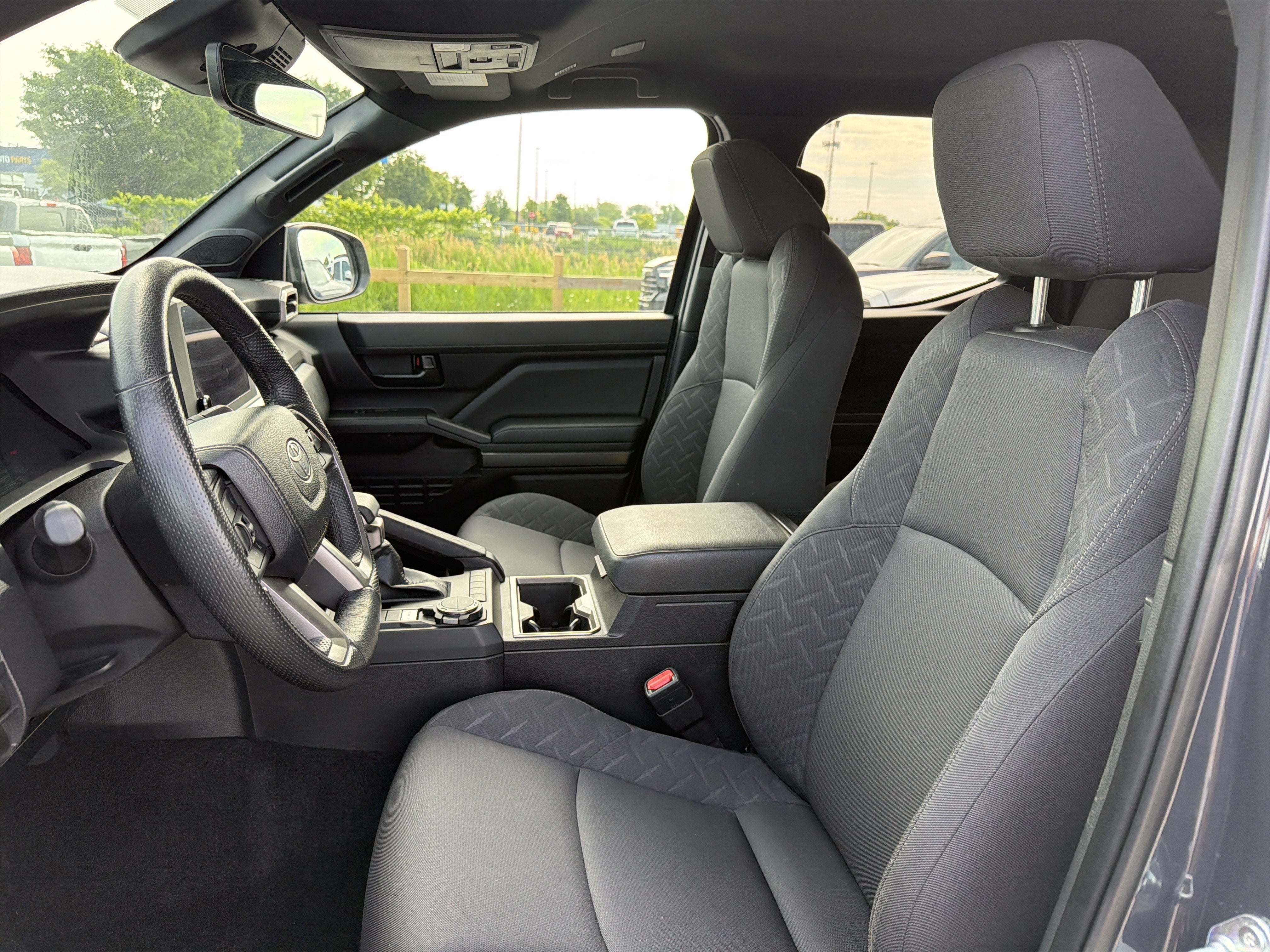 2024 Toyota Tacoma 4WD SR5