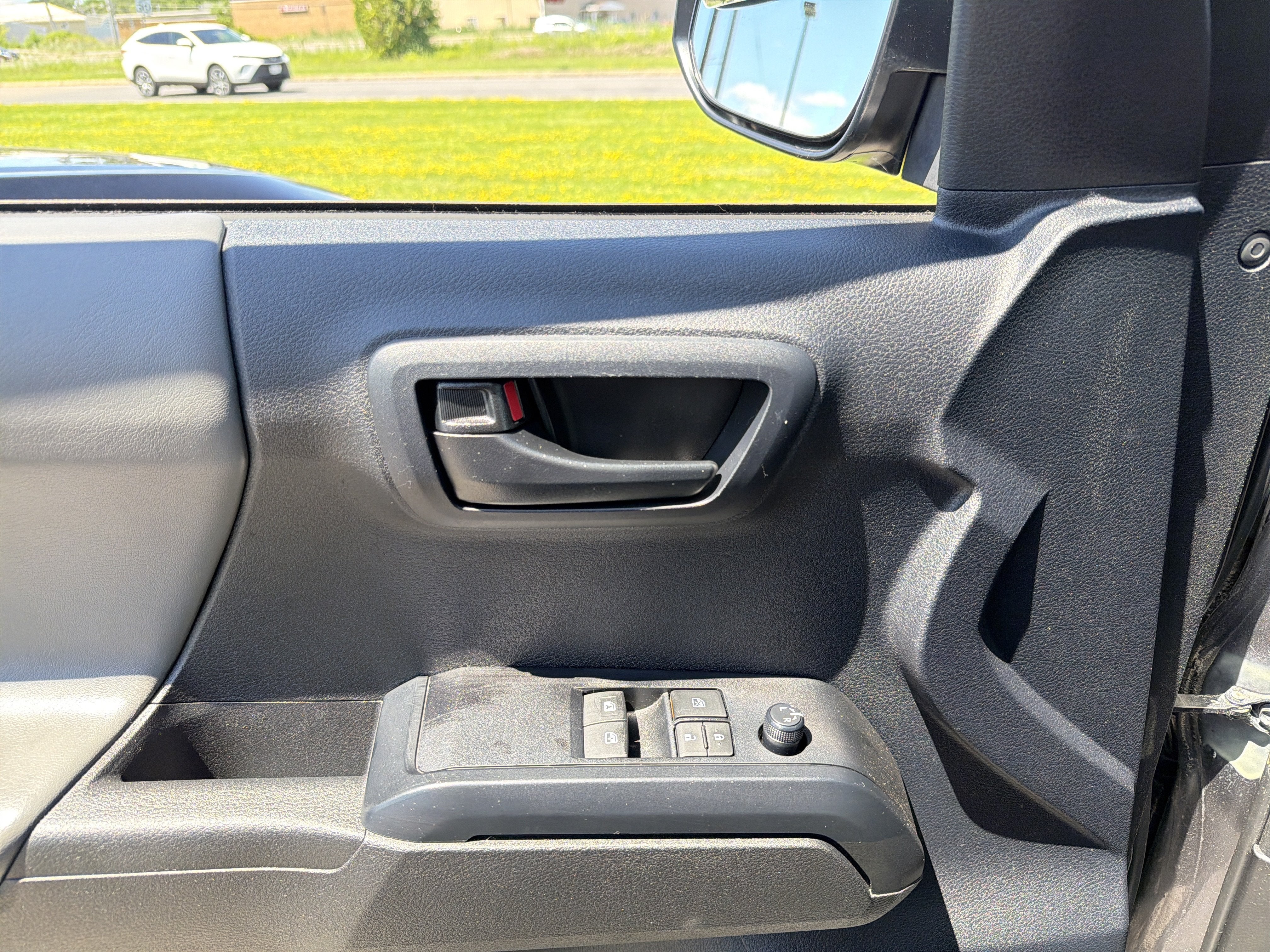 2021 Toyota Tacoma 4WD SR