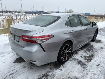 2018 Toyota Camry SE