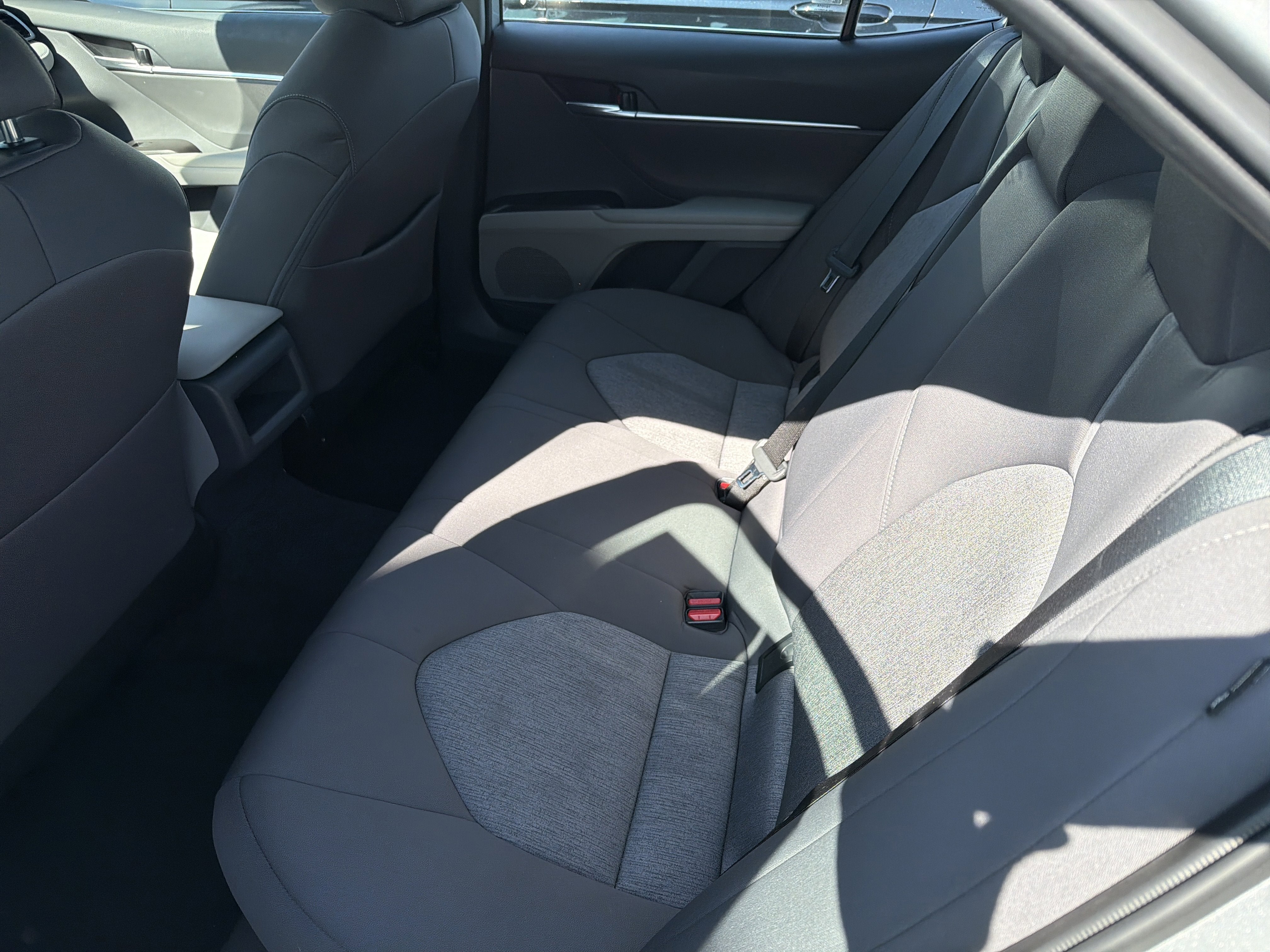 2024 Toyota Camry Hybrid LE