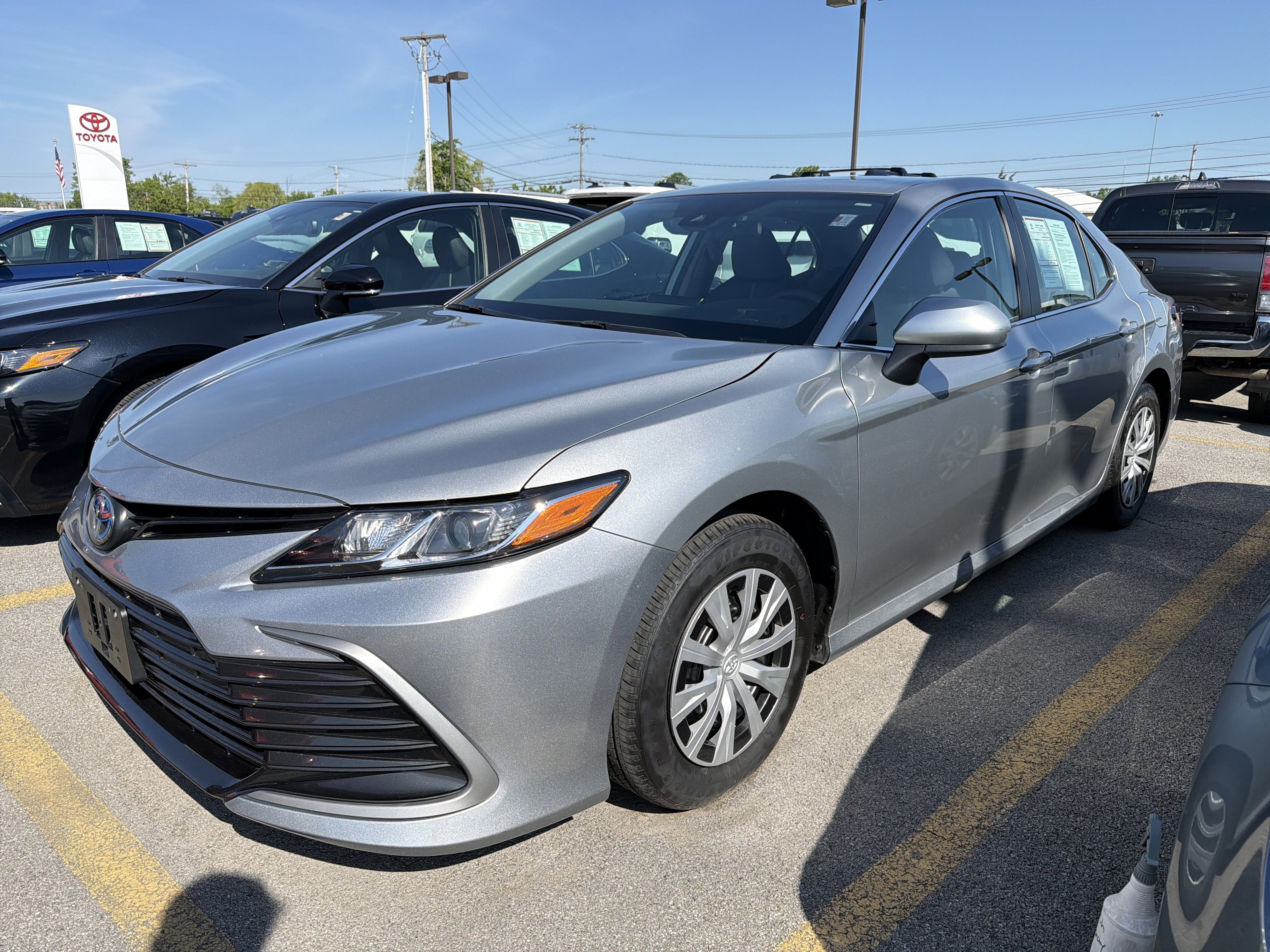 2024 Toyota Camry Hybrid LE