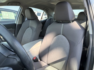 2024 Toyota Camry Hybrid LE