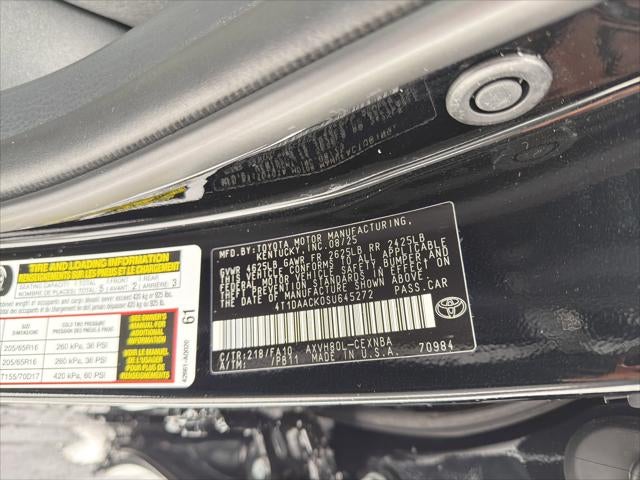 2025 Toyota Camry LE