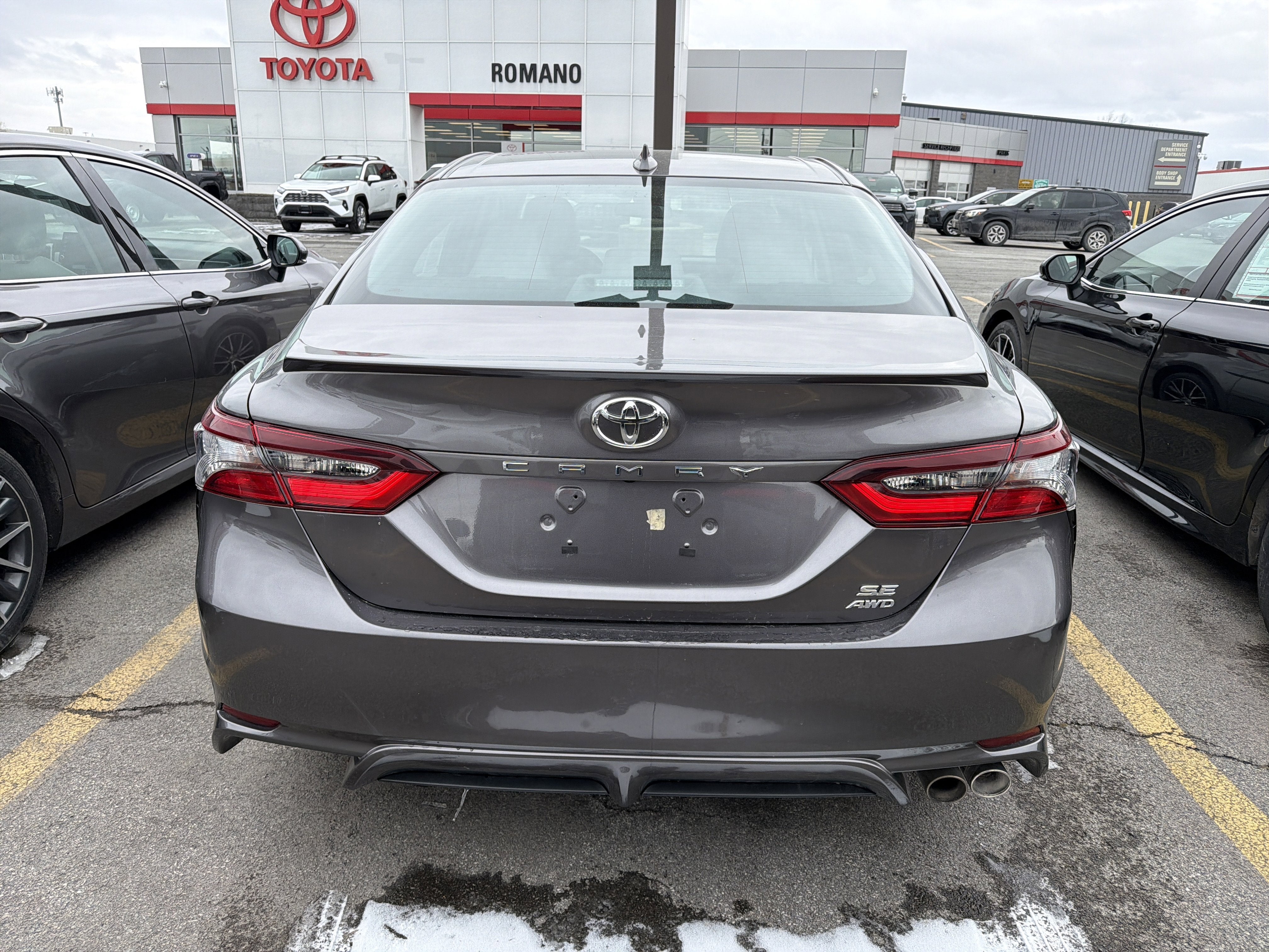 2024 Toyota Camry SE