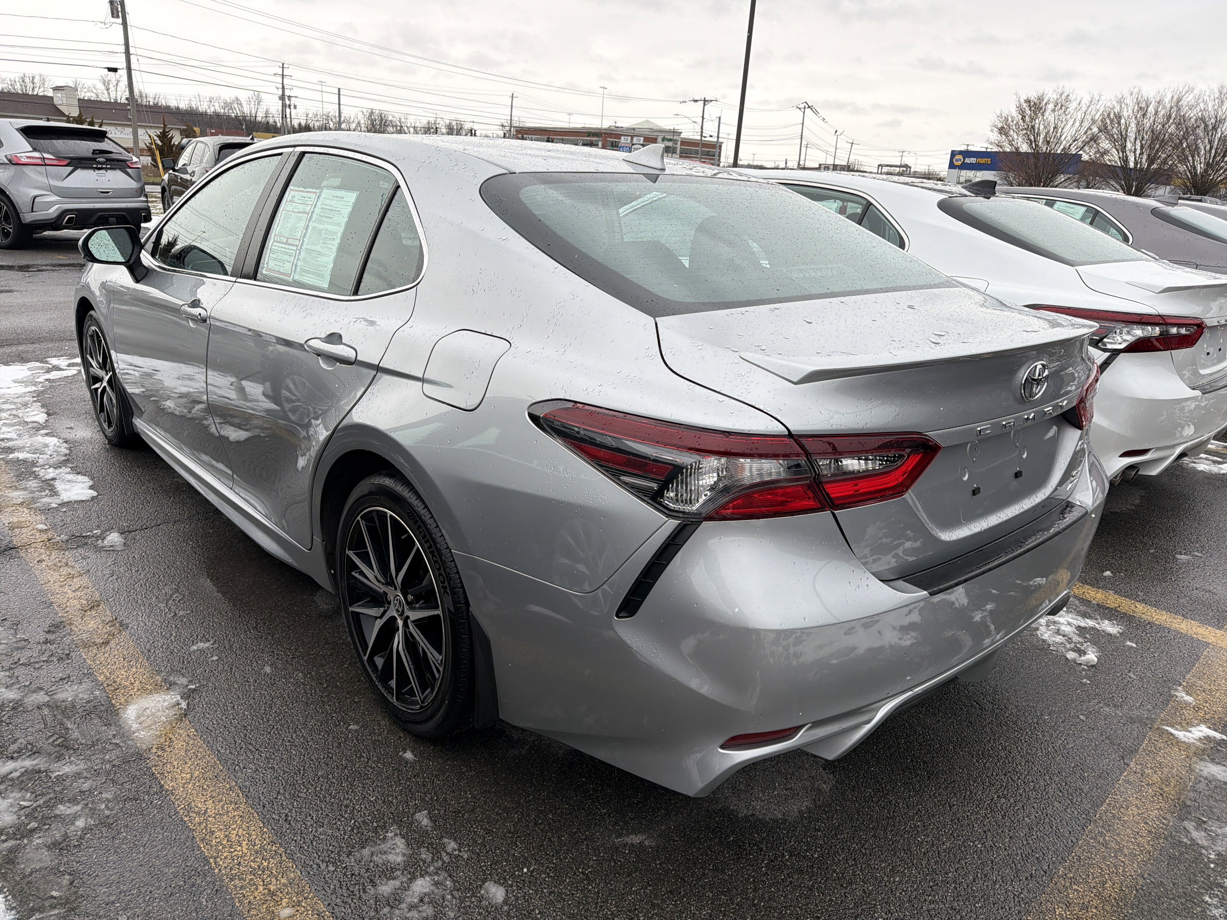 2022 Toyota Camry SE