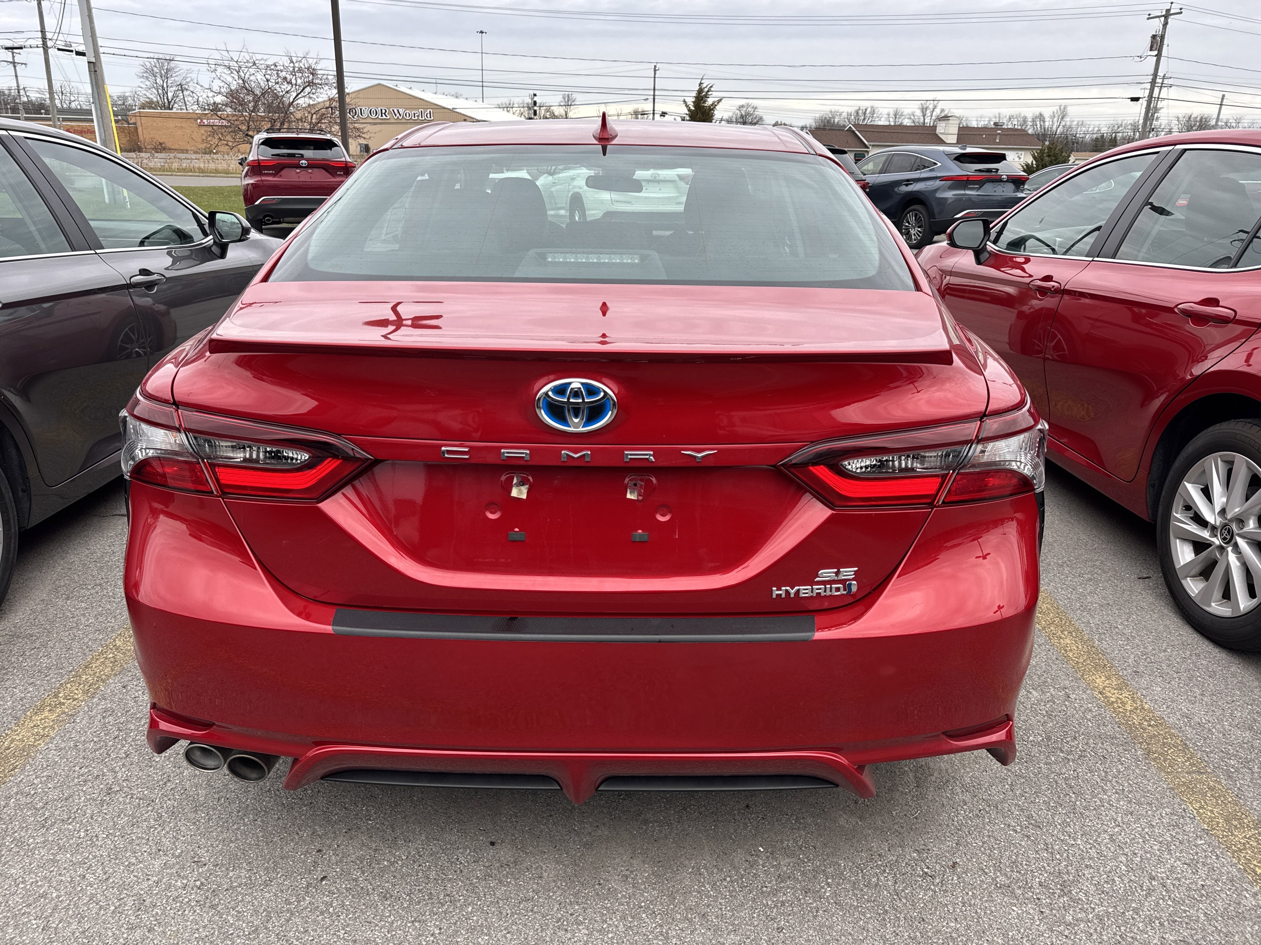 2023 Toyota Camry Hybrid SE