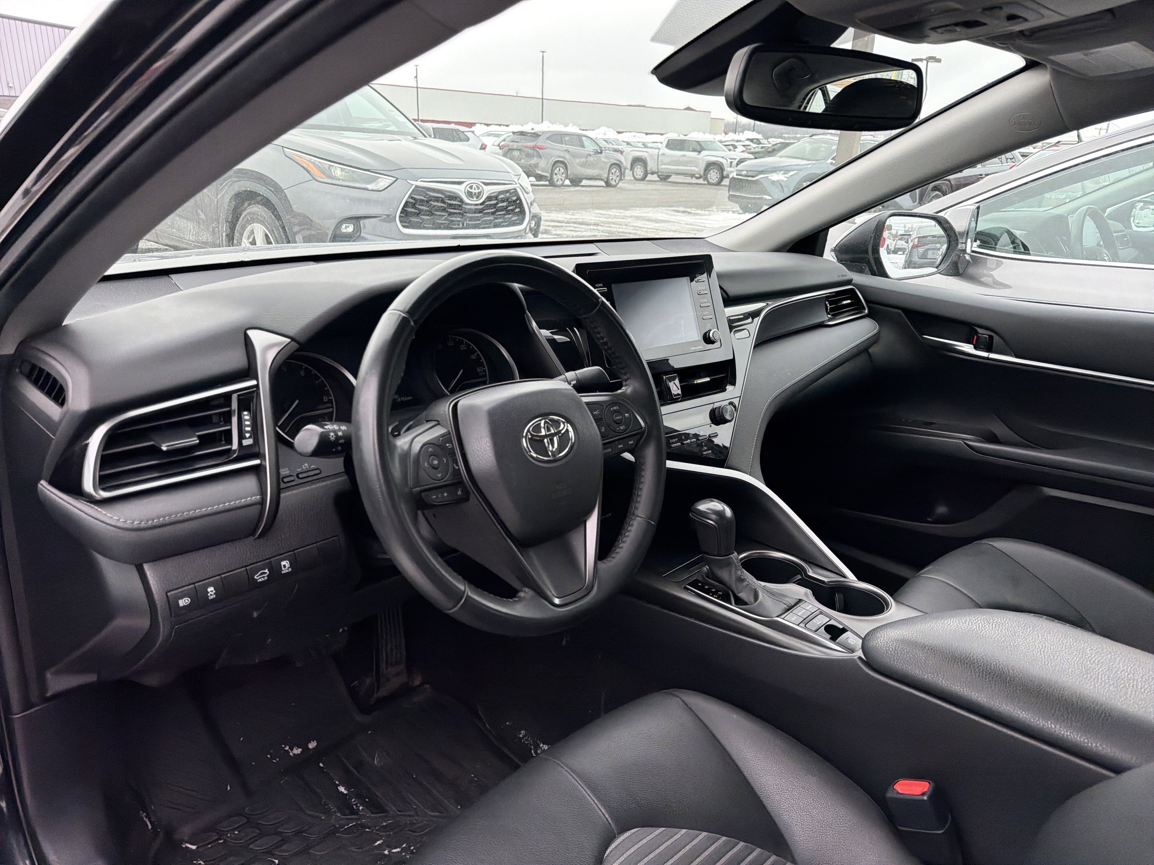 2023 Toyota Camry SE