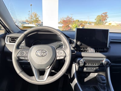 2023 Toyota RAV4 Hybrid XLE