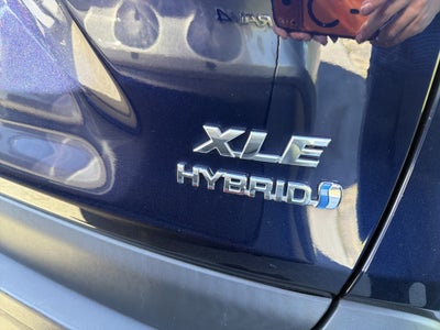 2023 Toyota RAV4 Hybrid XLE
