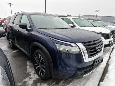 2024 Nissan Pathfinder Platinum