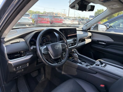 2024 Toyota Grand Highlander Platinum