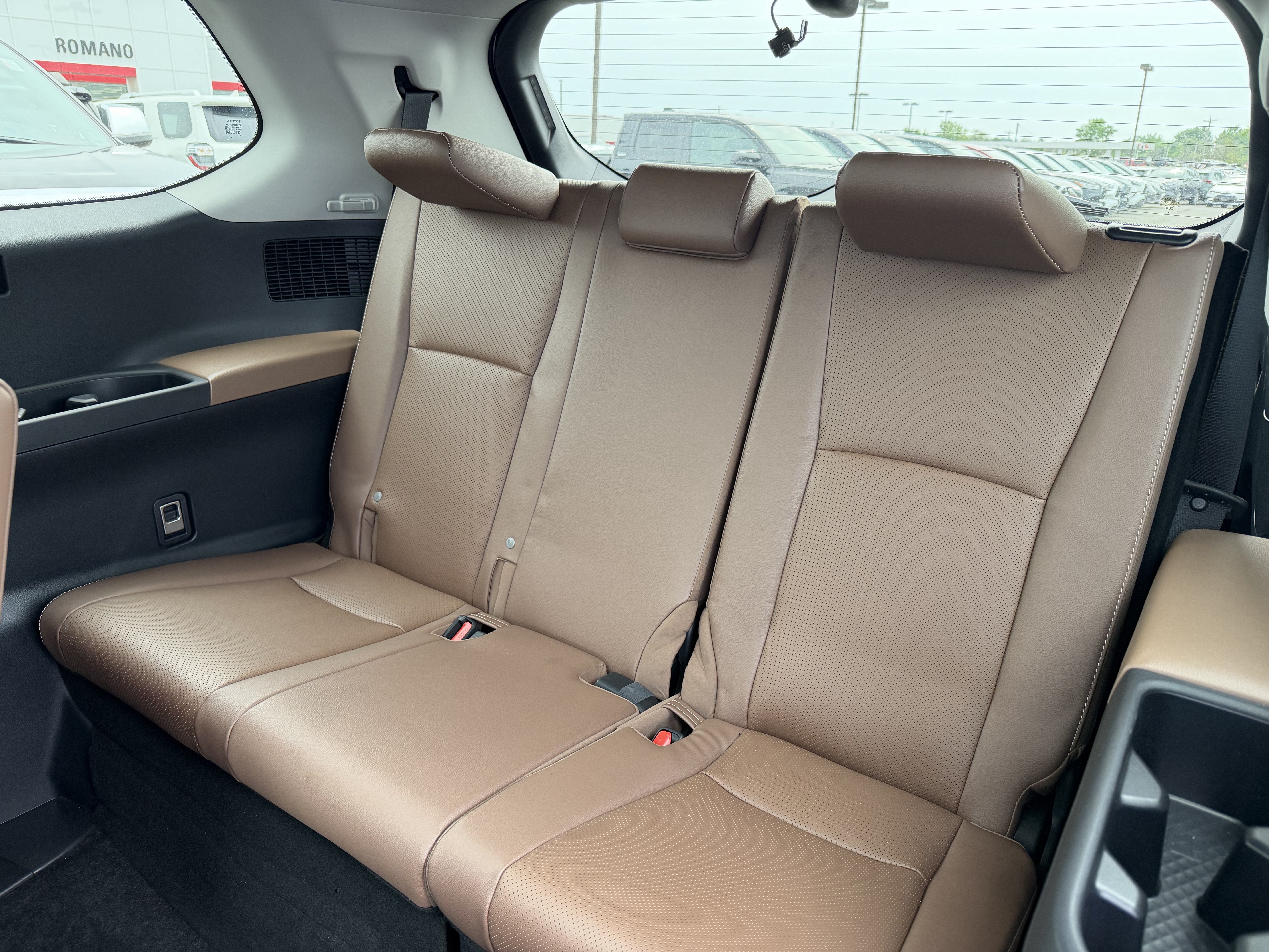 2025 Toyota Grand Highlander Platinum