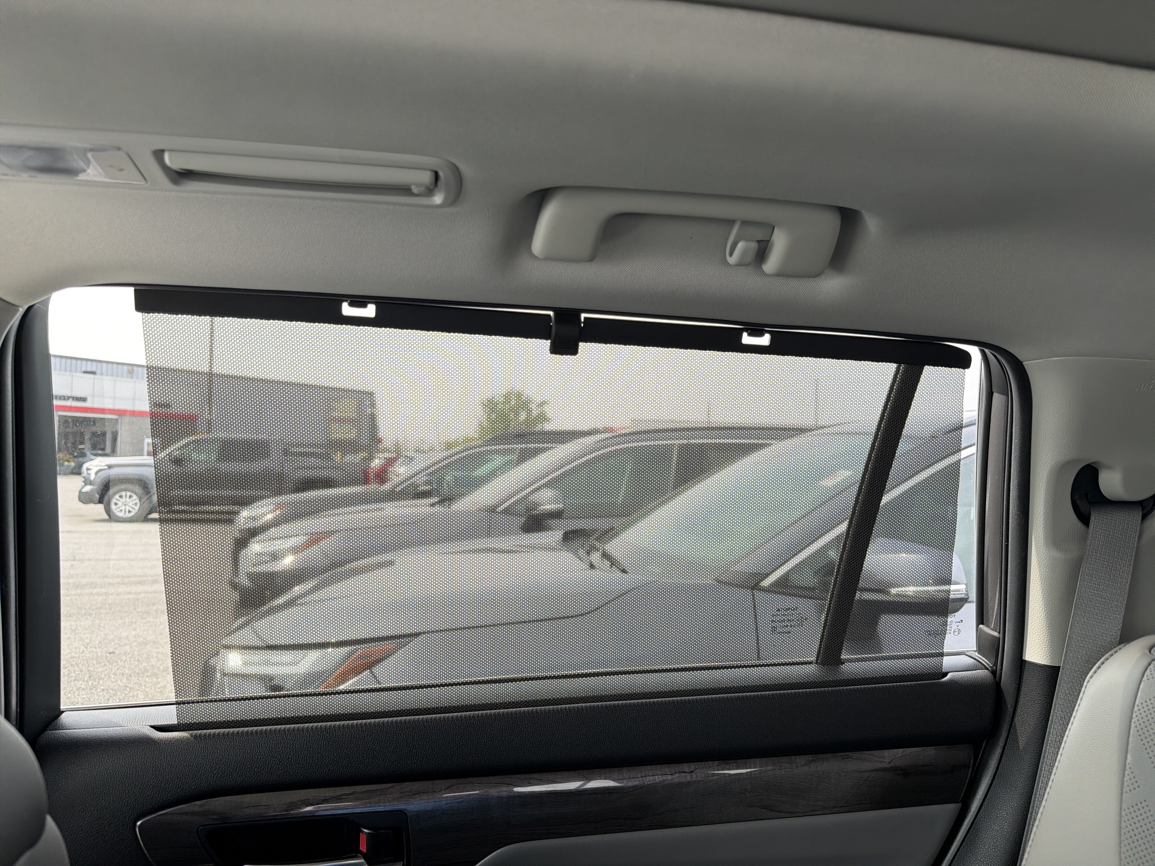 2022 Toyota Highlander Hybrid Platinum