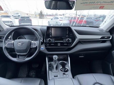 2022 Toyota Highlander Hybrid XLE