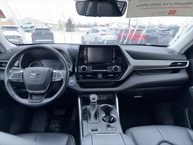 2022 Toyota Highlander Hybrid XLE