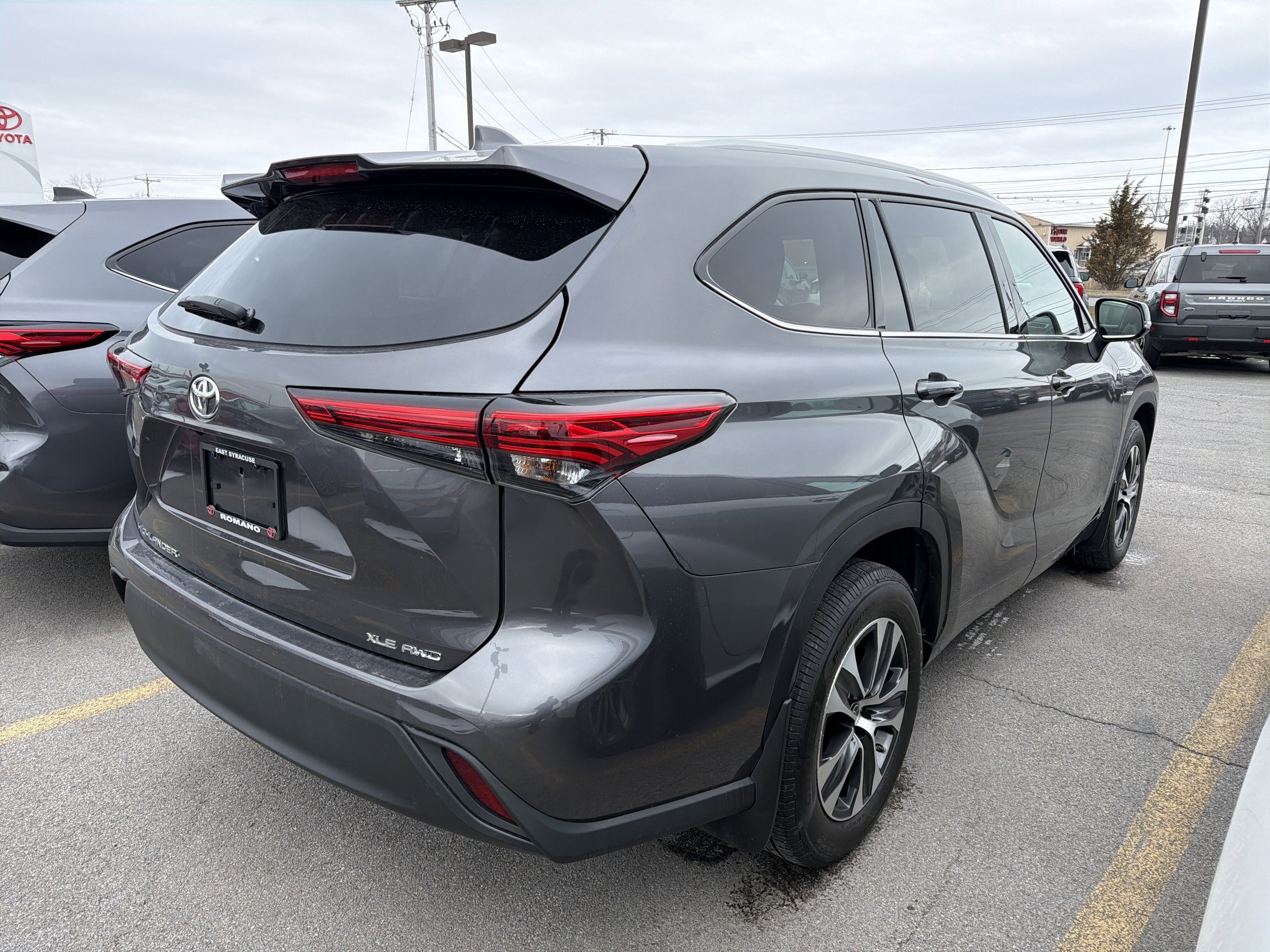 2022 Toyota Highlander XLE