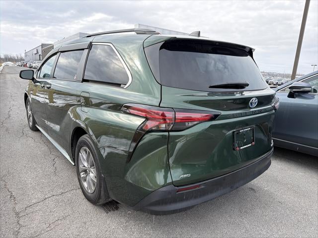 2022 Toyota Sienna XLE