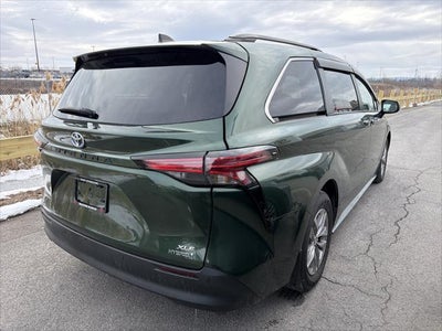 2022 Toyota Sienna XLE