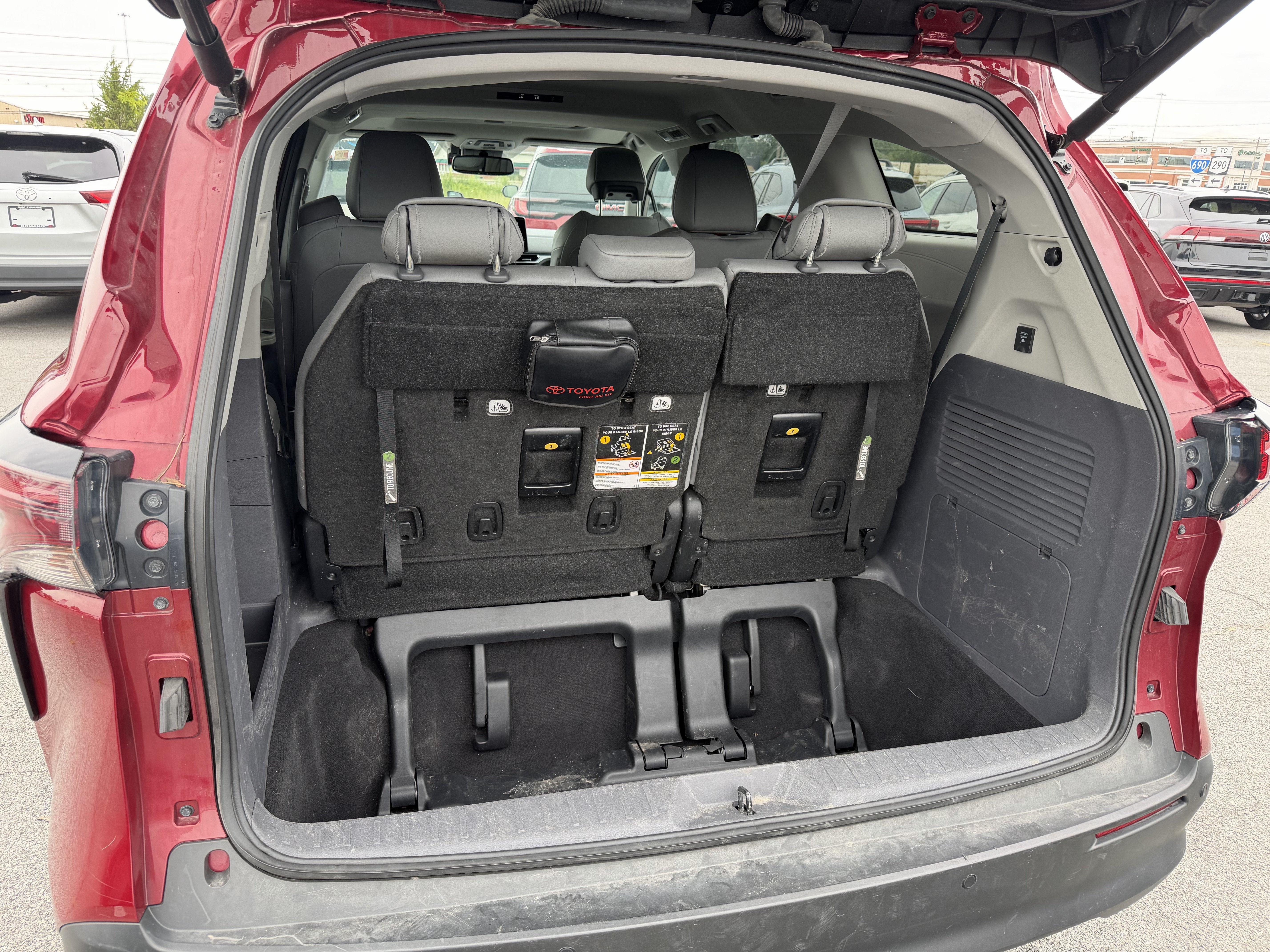 2024 Toyota Sienna XLE