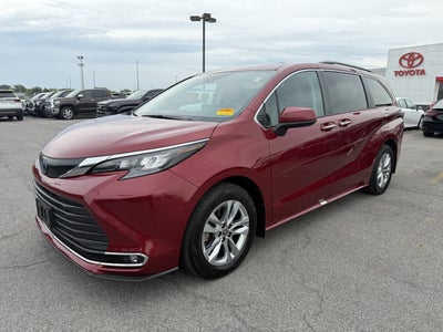 2024 Toyota Sienna XLE