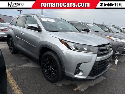 2019 Toyota Highlander SE
