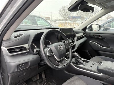 2023 Toyota Highlander LE