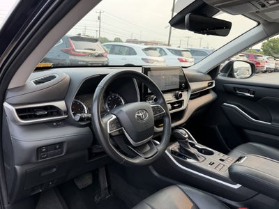2023 Toyota Highlander XLE