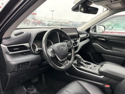 2024 Toyota Highlander XLE