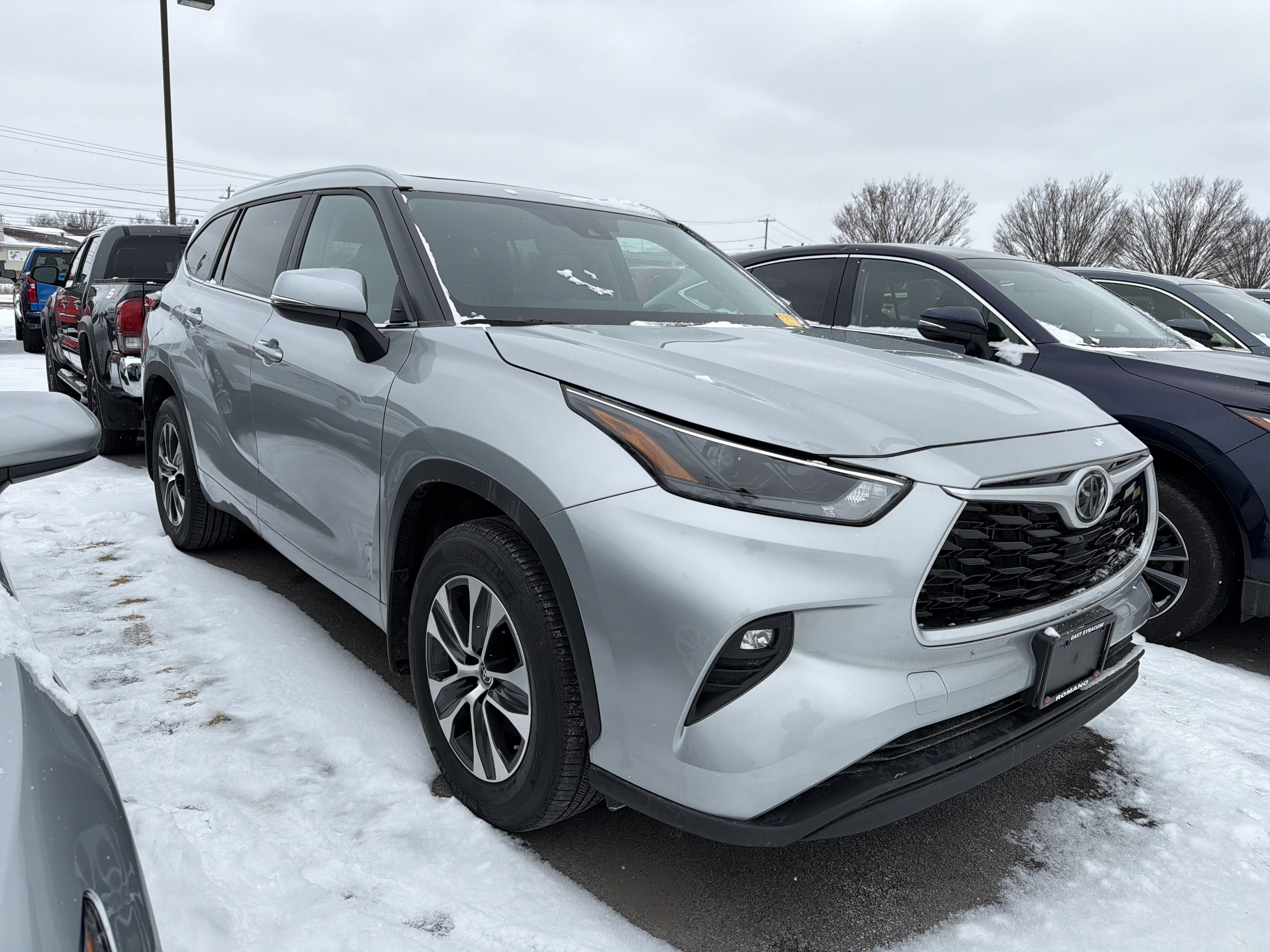 2023 Toyota Highlander XLE