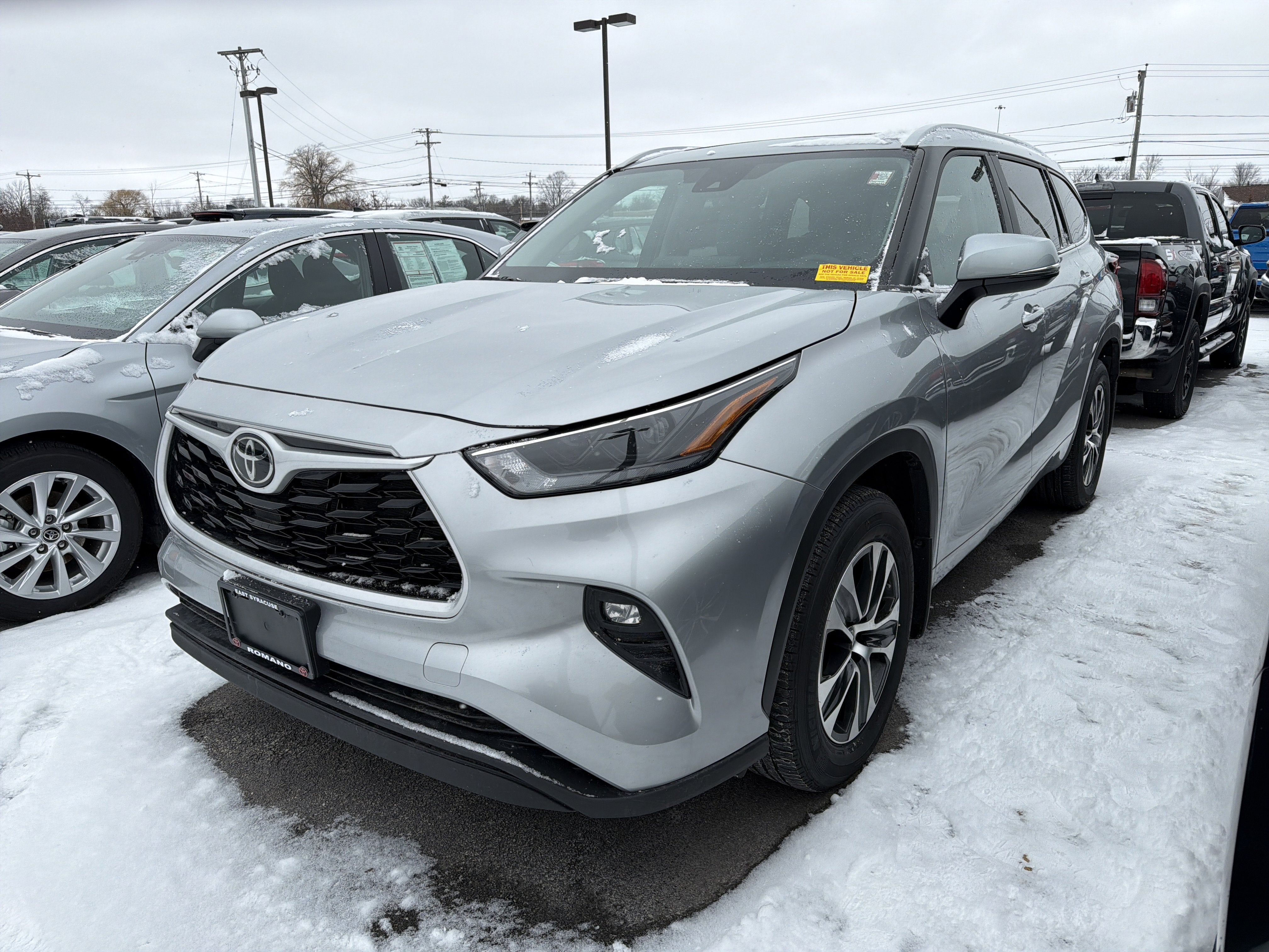 2023 Toyota Highlander XLE