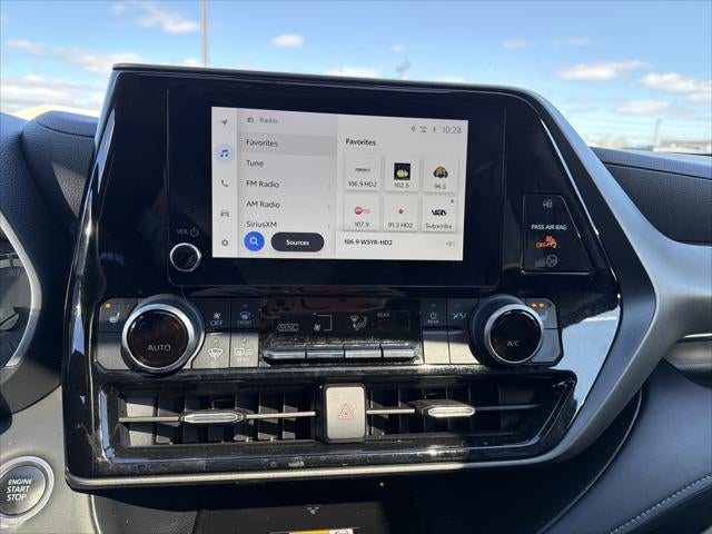 2024 Toyota Highlander XLE