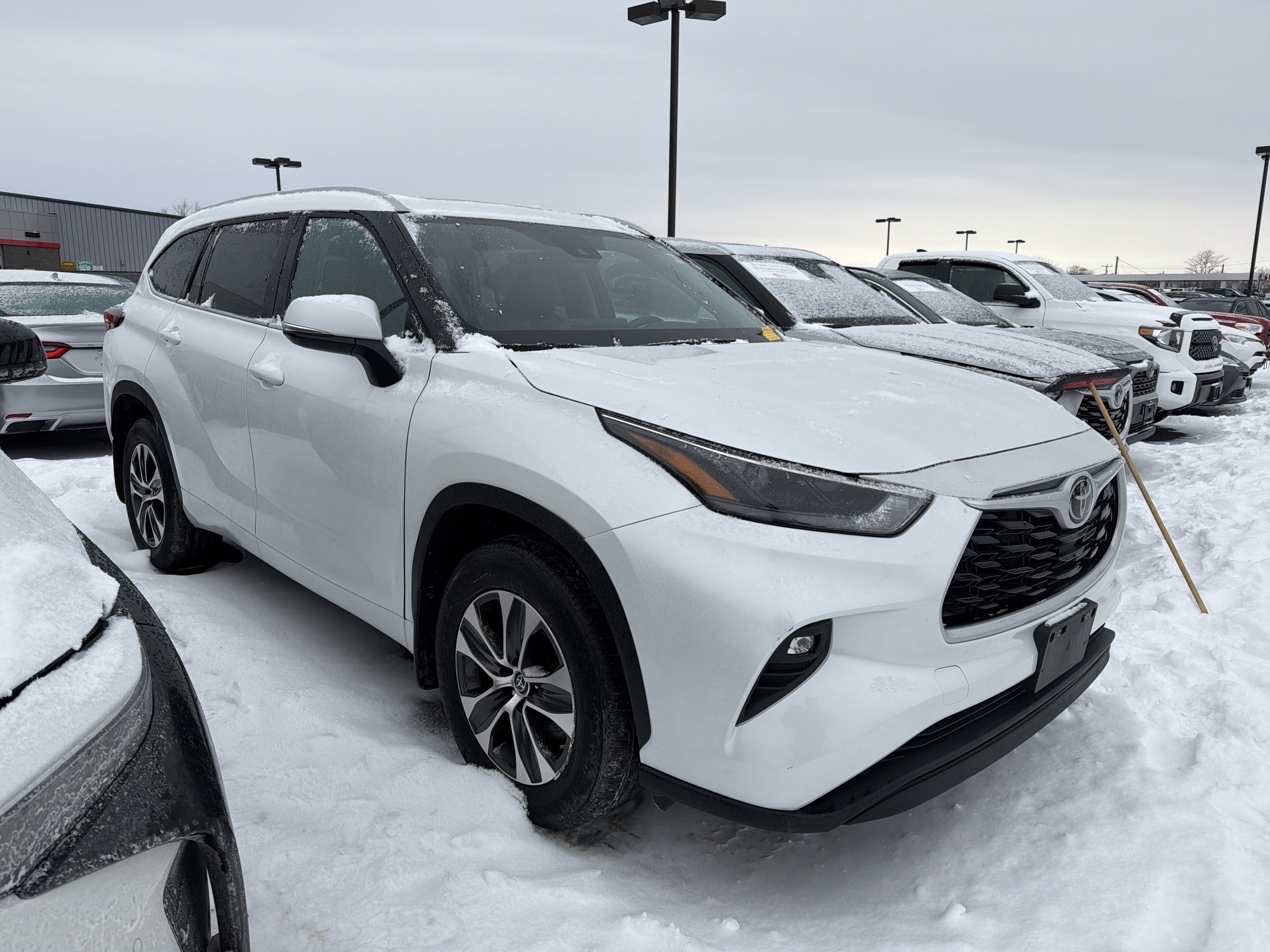 2023 Toyota Highlander XLE