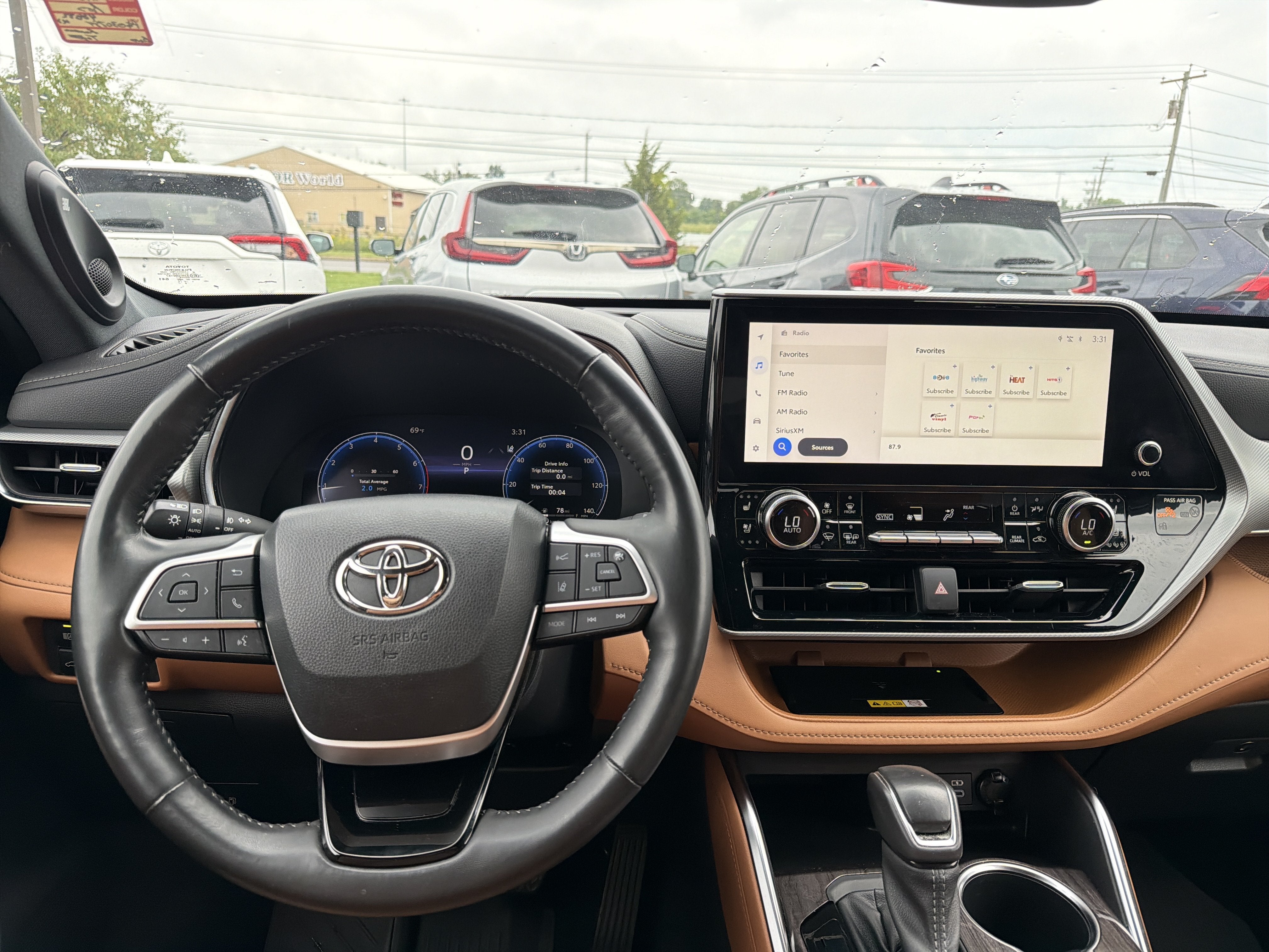 2023 Toyota Highlander Platinum