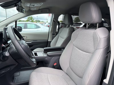 2024 Toyota Sienna LE