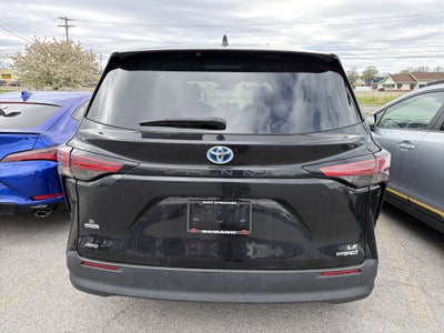 2021 Toyota Sienna LE