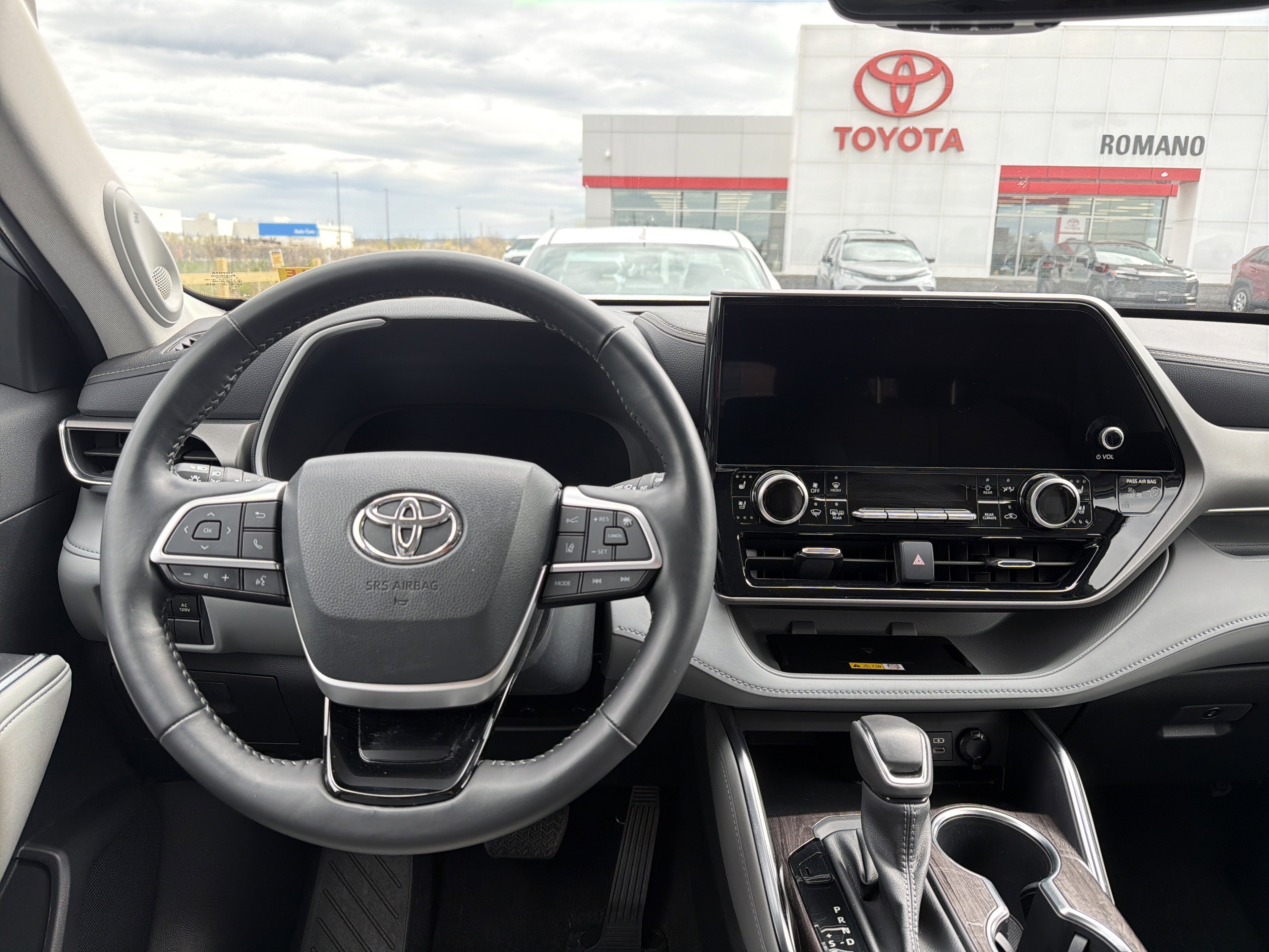 2023 Toyota Highlander Hybrid Limited