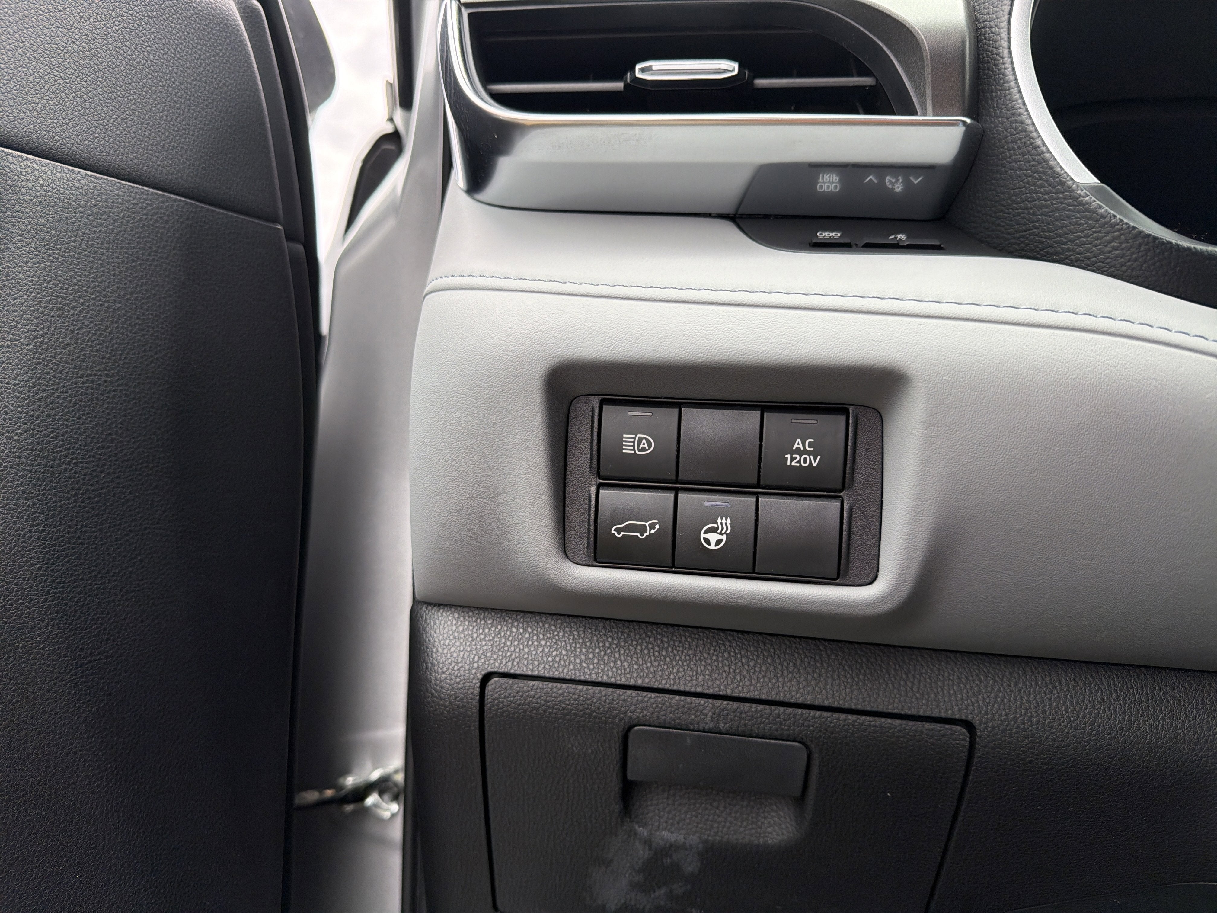 2023 Toyota Highlander Hybrid Limited