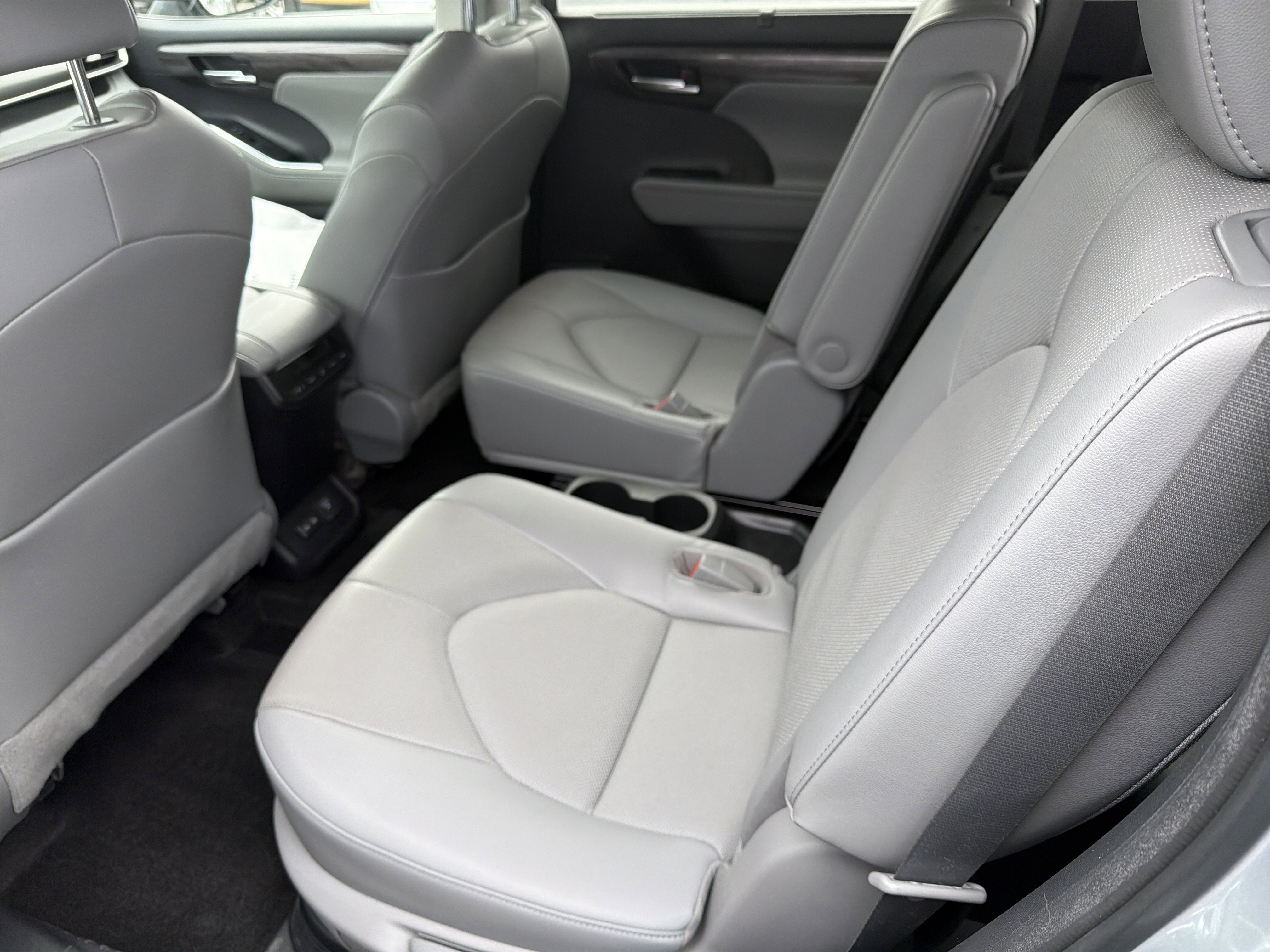 2023 Toyota Highlander Hybrid Limited