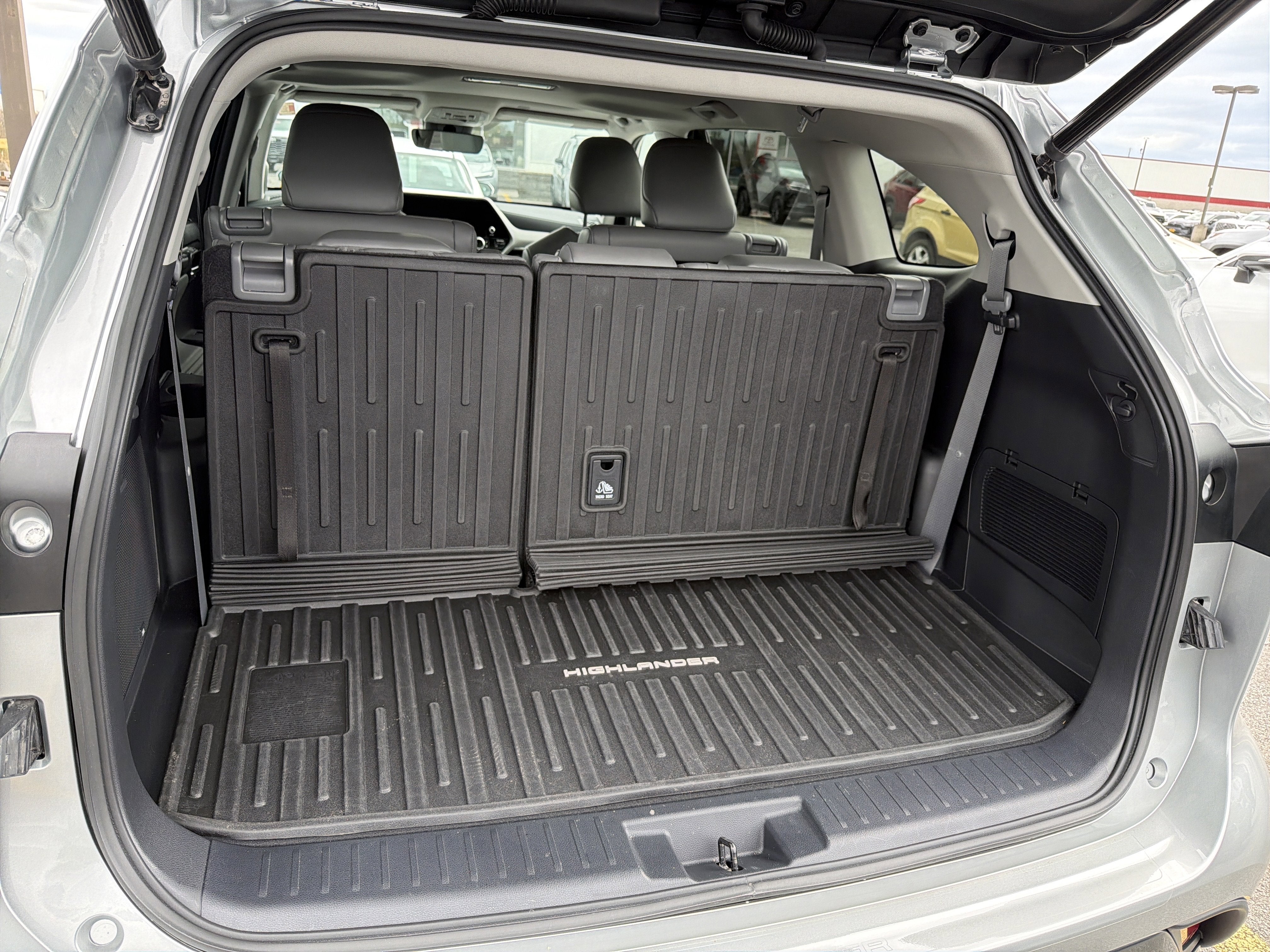 2023 Toyota Highlander Hybrid Limited