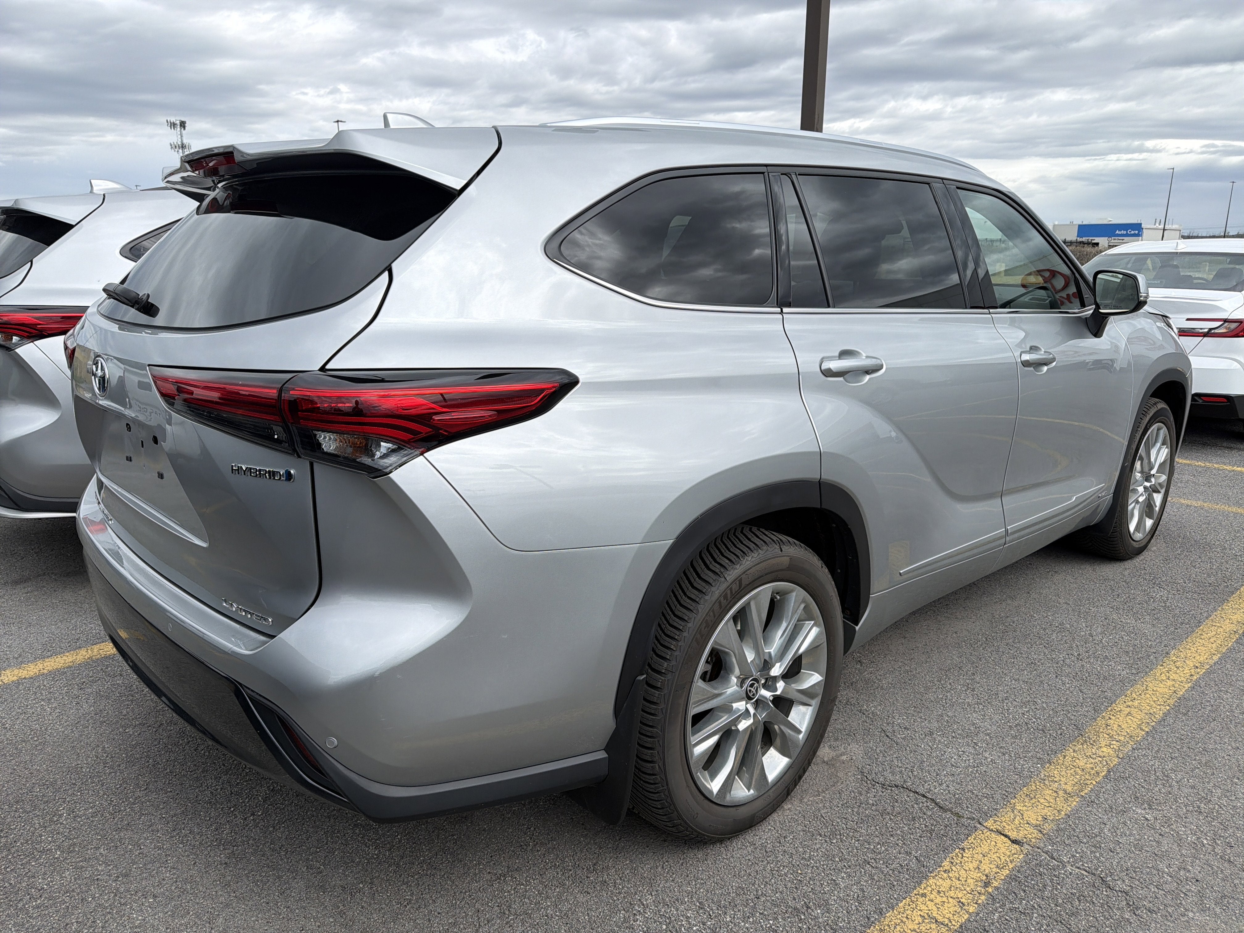 2023 Toyota Highlander Hybrid Limited