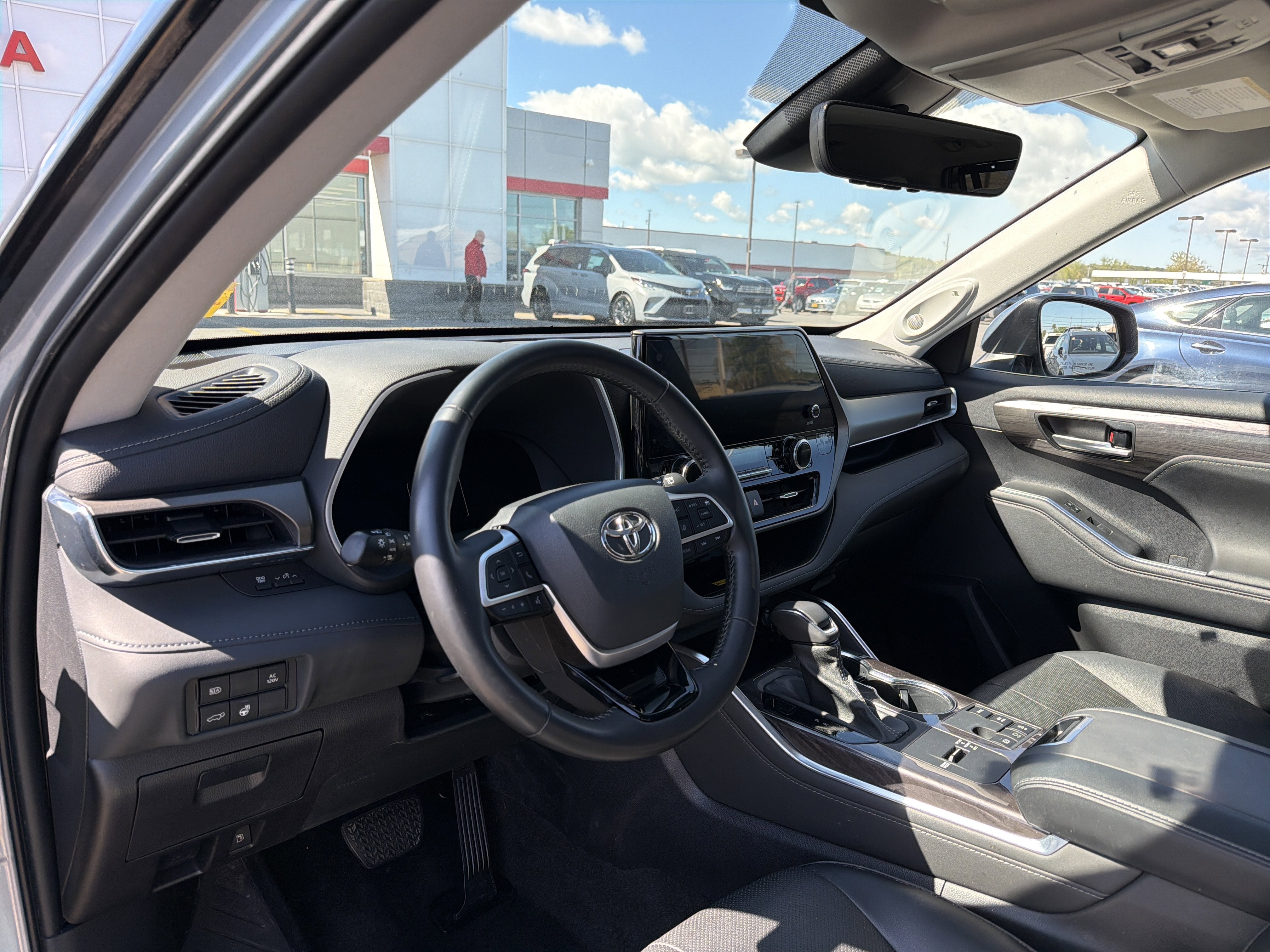 2023 Toyota Highlander Hybrid Limited