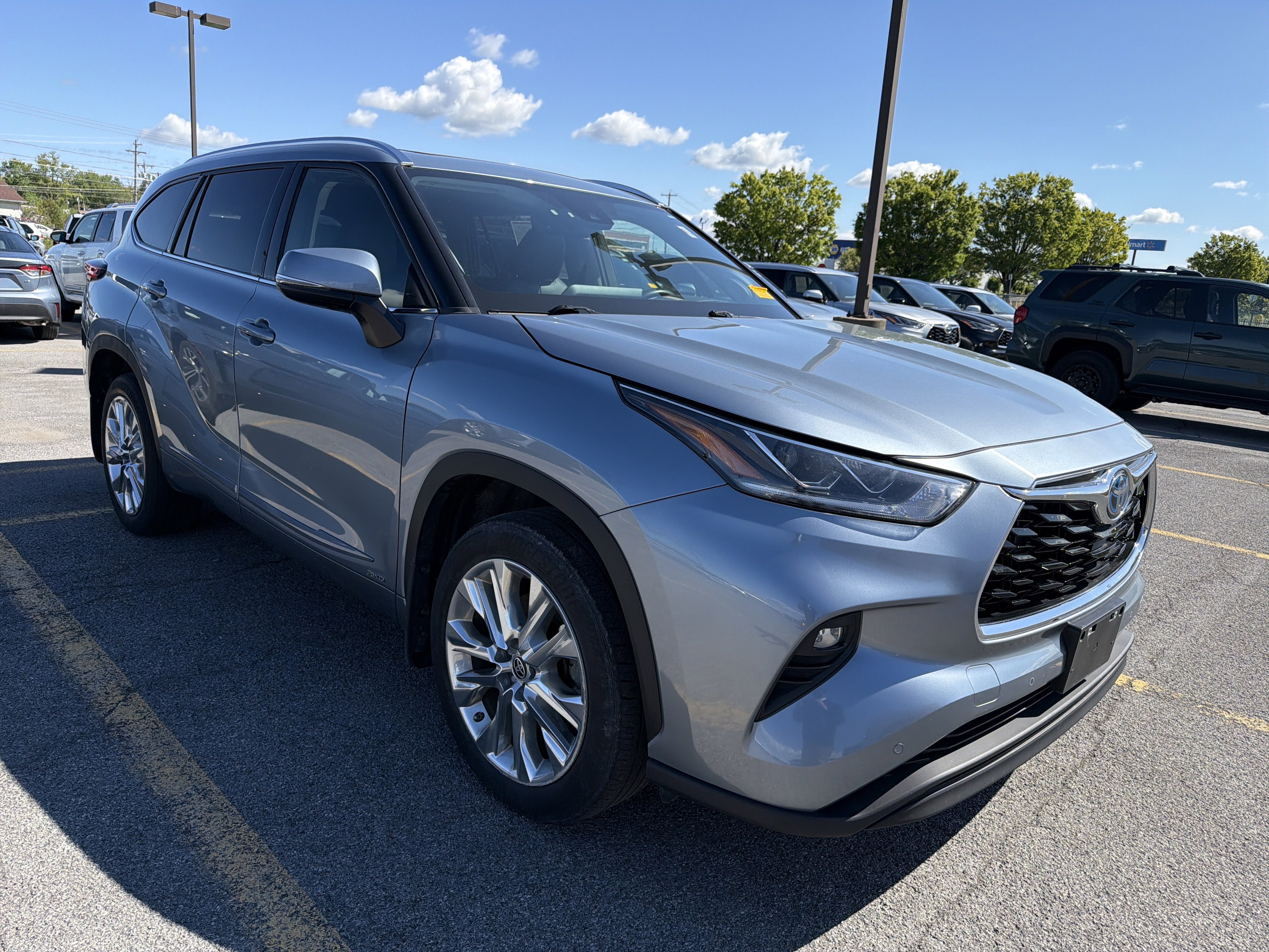 2023 Toyota Highlander Hybrid Limited